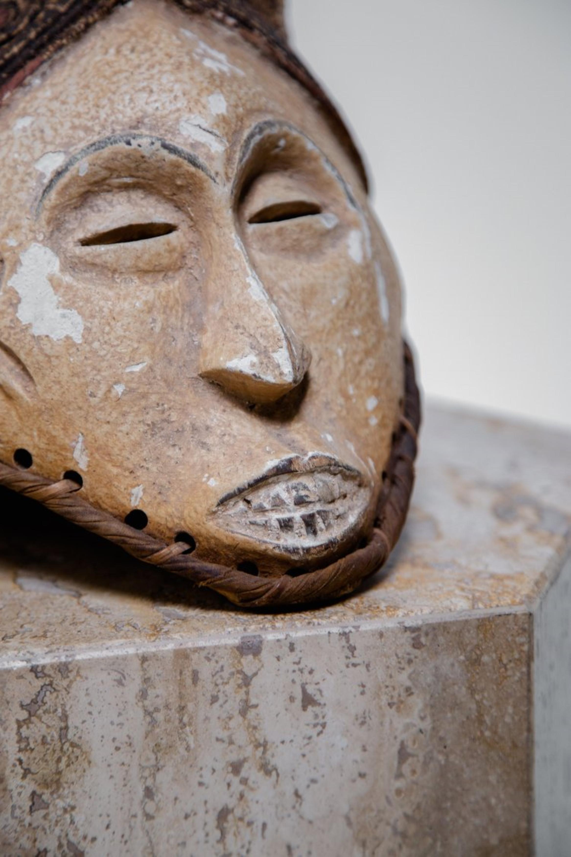 Auténtica Máscara Igbo Nigeriana siglo XX en venta
