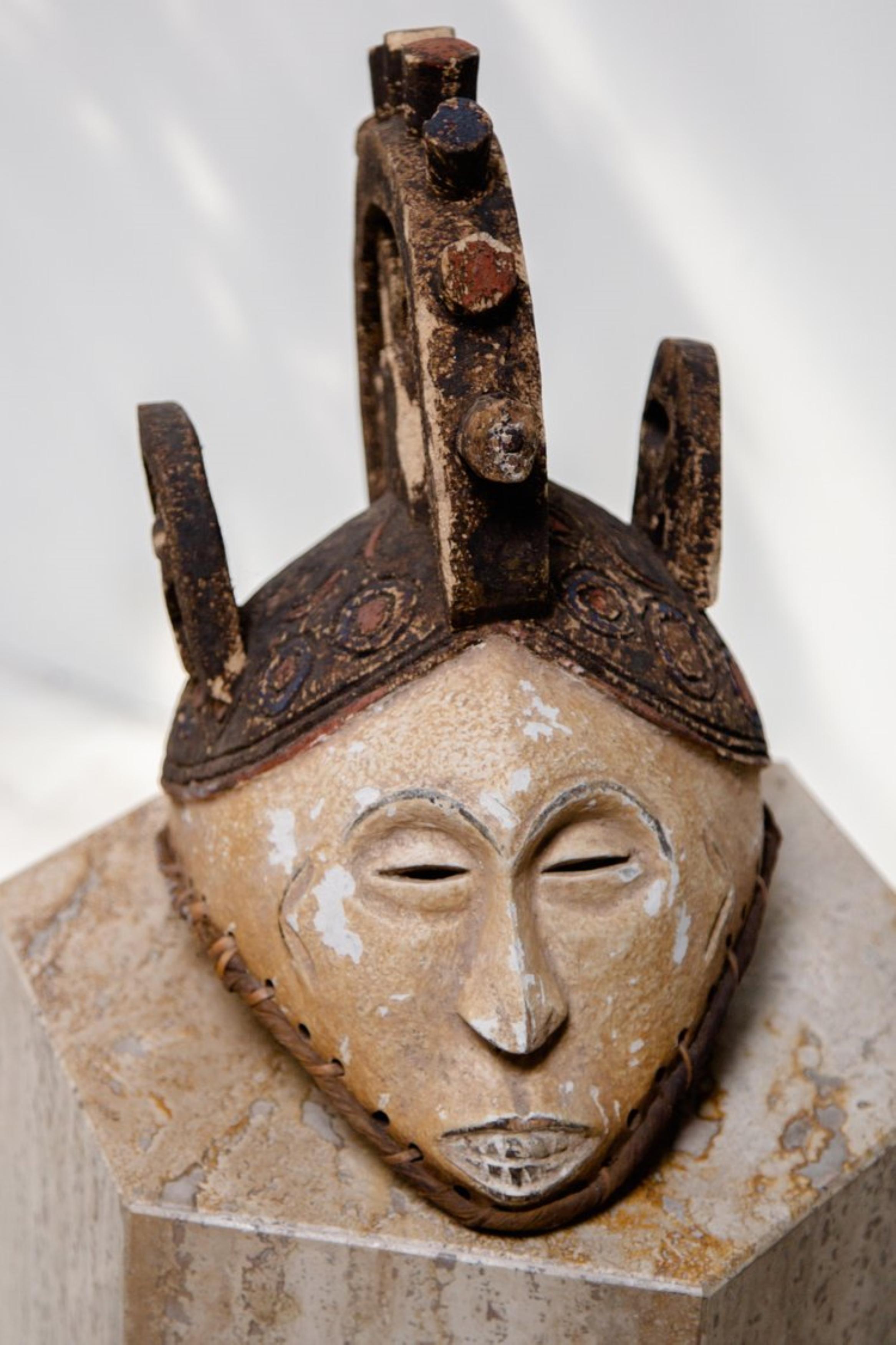 Auténtica Máscara Igbo Nigeriana Mimbre en venta