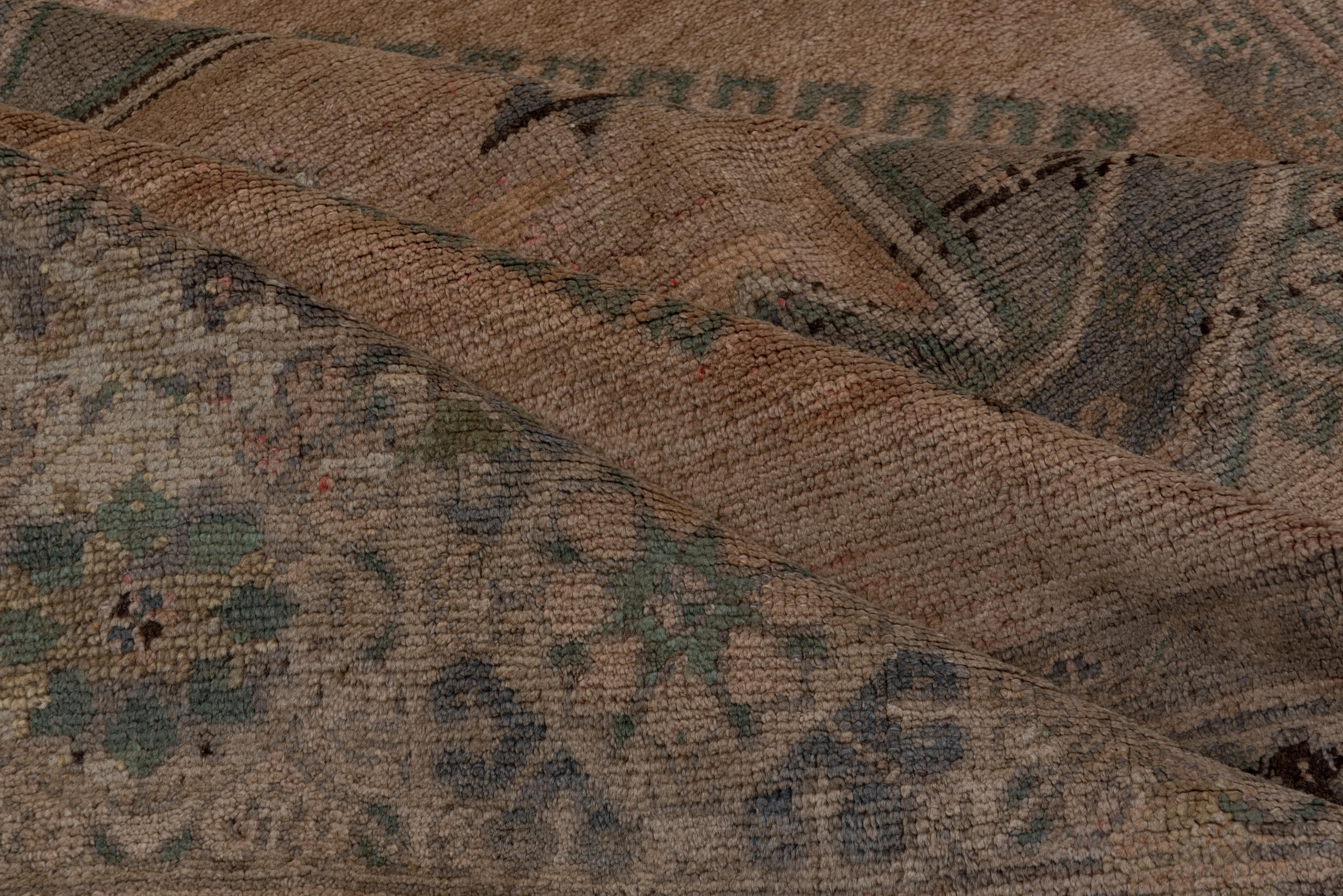 Antique Turkish Oushak Carpet, Circa 1930s For Sale 1
