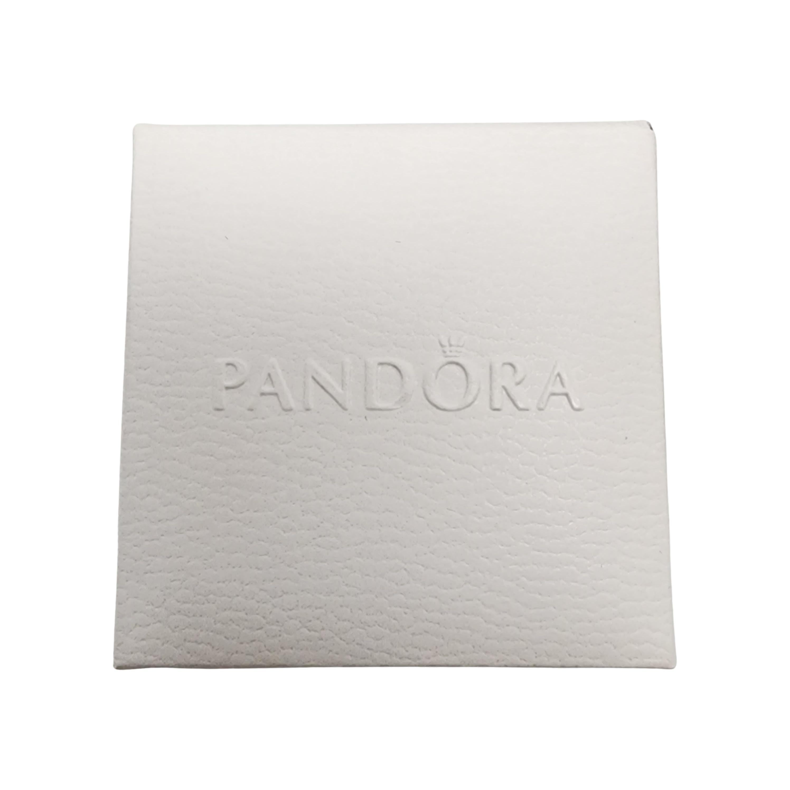 Authentique breloque Pandora en argent sterling Friends Are Family Dangle Charm avec boîte n° 15328 en vente 1