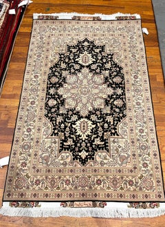 Authentic Persian Hand Knotted Geometric Heriz Rug
