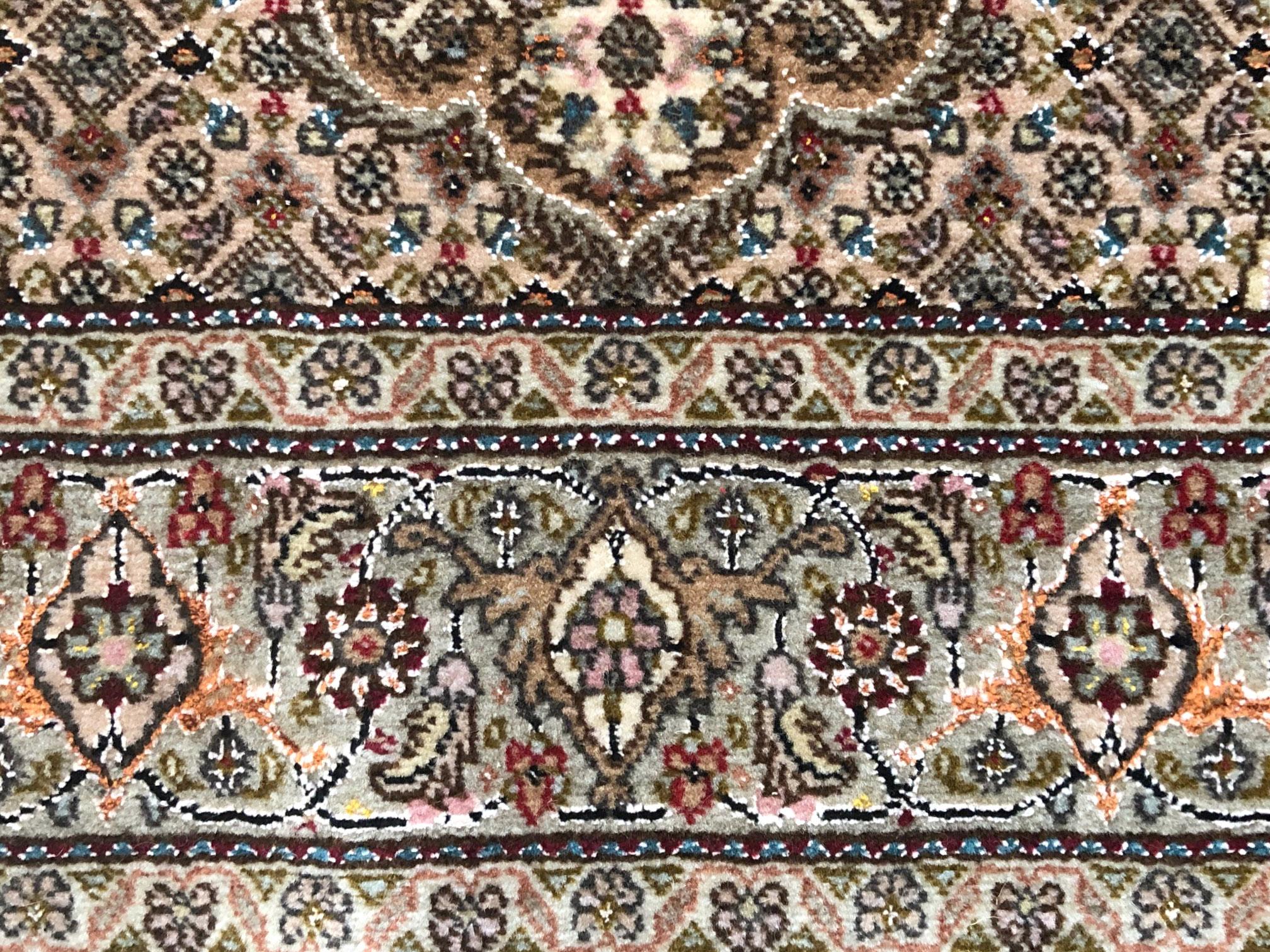 Authentic Persian Hand Knotted Medallion Cream Fish Design ‘Mahi’ Tabriz Runner For Sale 4
