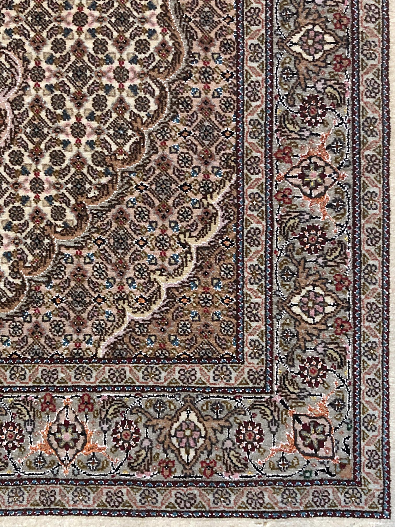 Authentic Persian Hand Knotted Medallion Cream Fish Design ‘Mahi’ Tabriz Runner For Sale 2