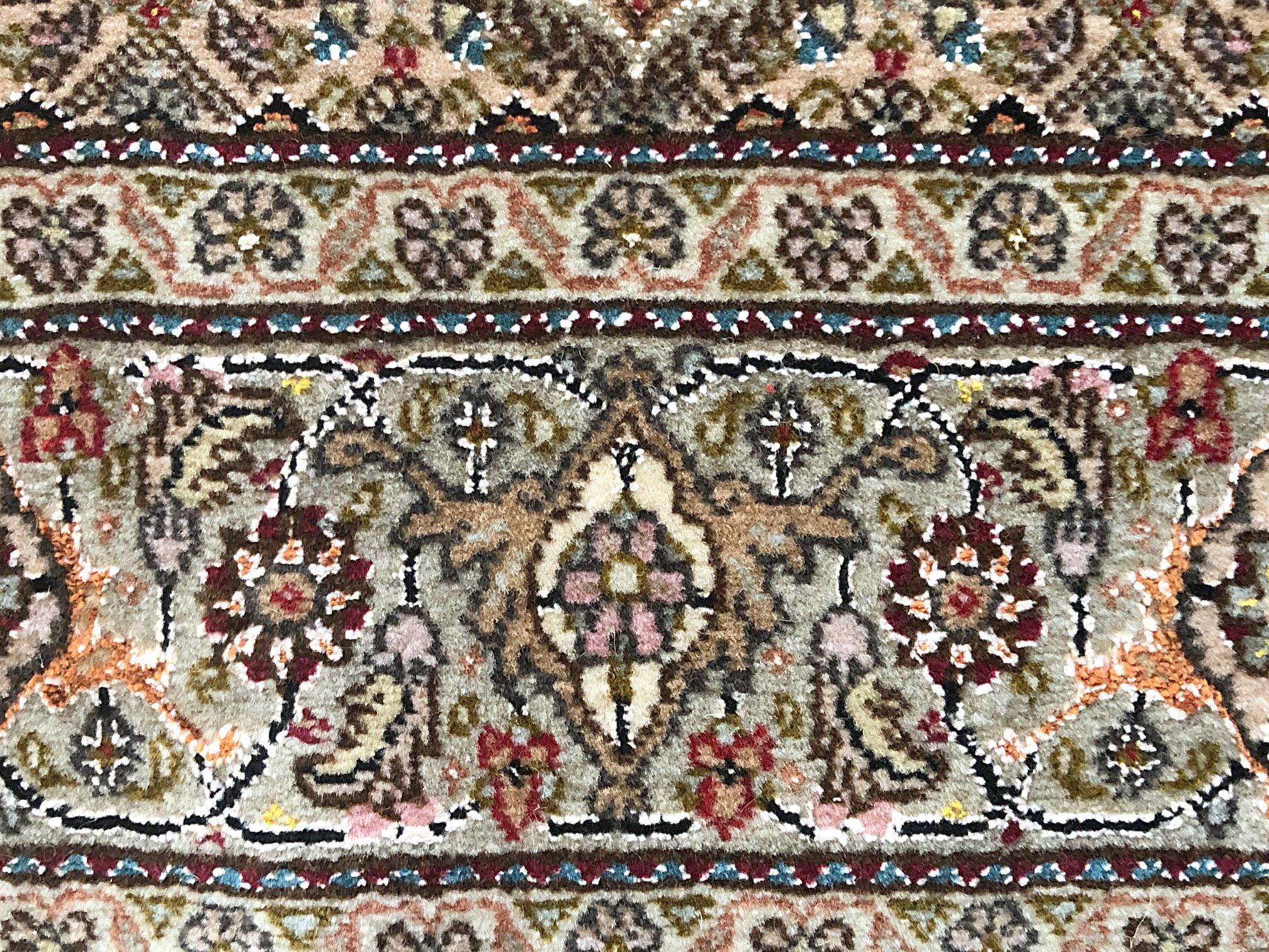 Persischer Fish Design Mahi Tabriz Laufteppich im Angebot 3