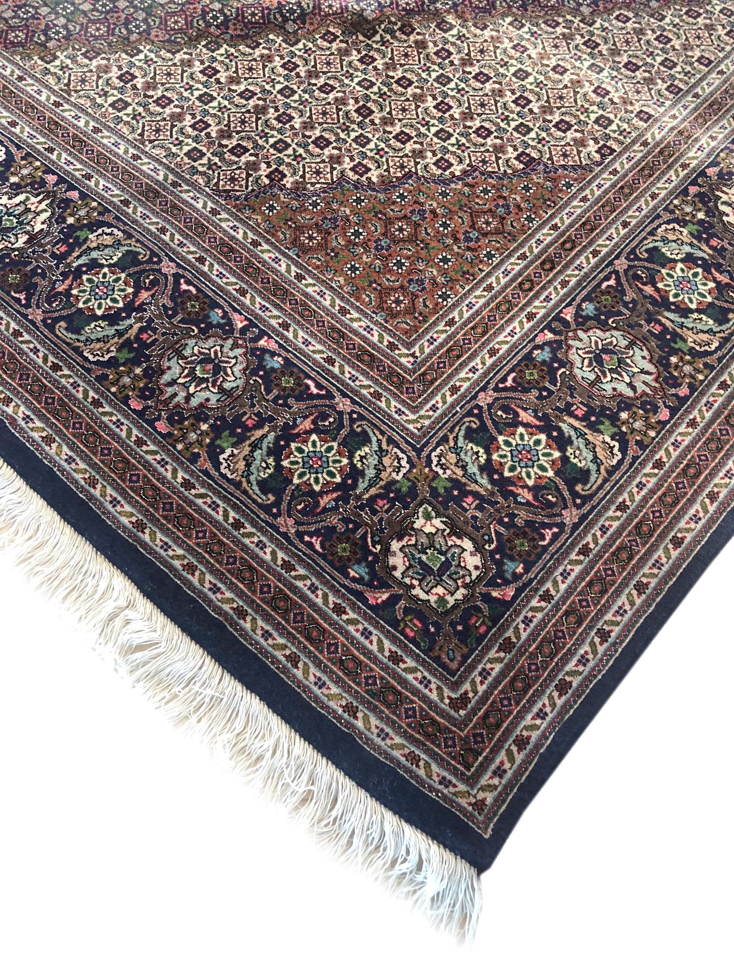 Persischer Fish Design Mahi Tabriz Teppich im Angebot 4