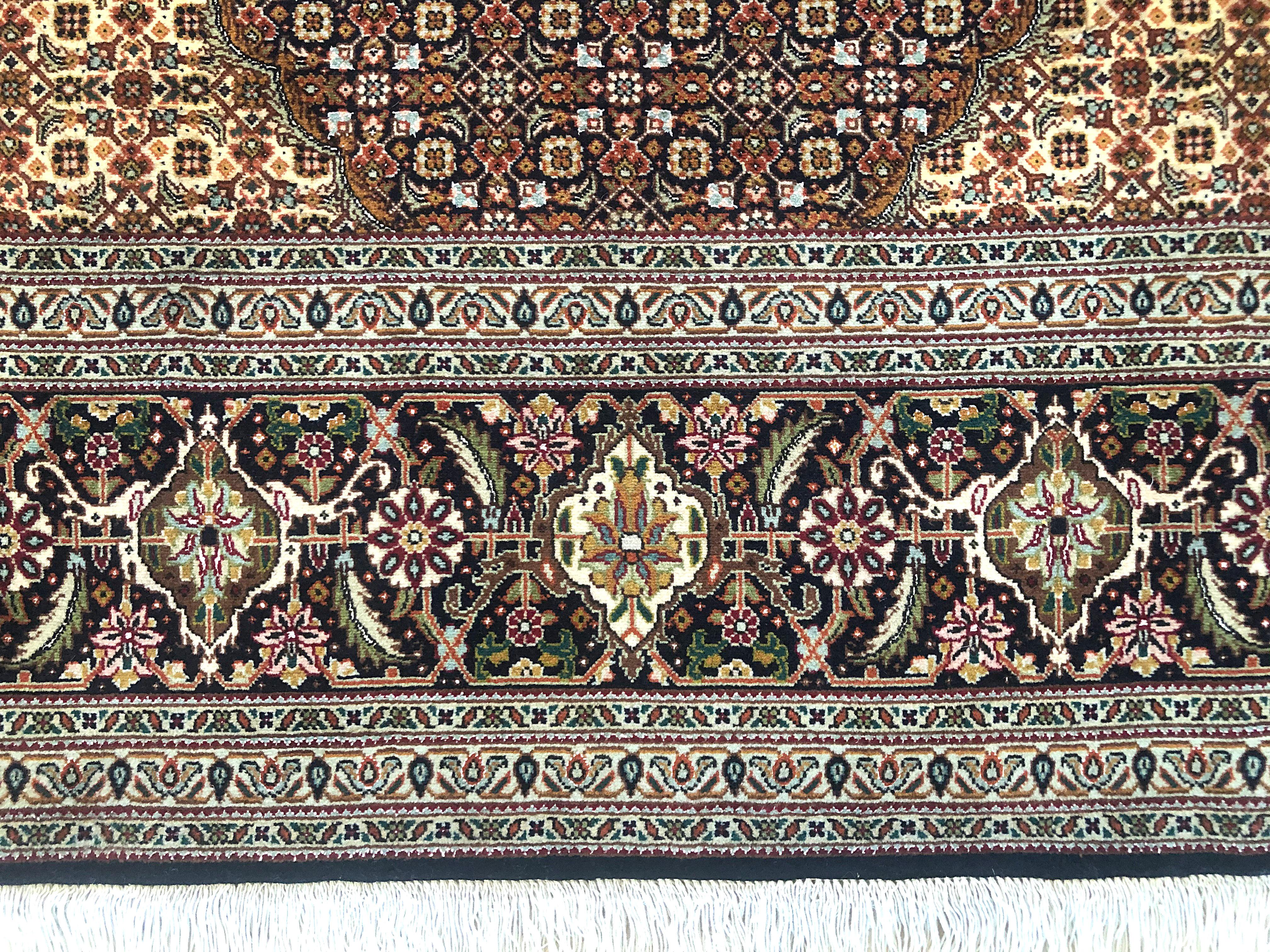 Persischer Fish Design Mahi Tabriz Teppich im Angebot 6