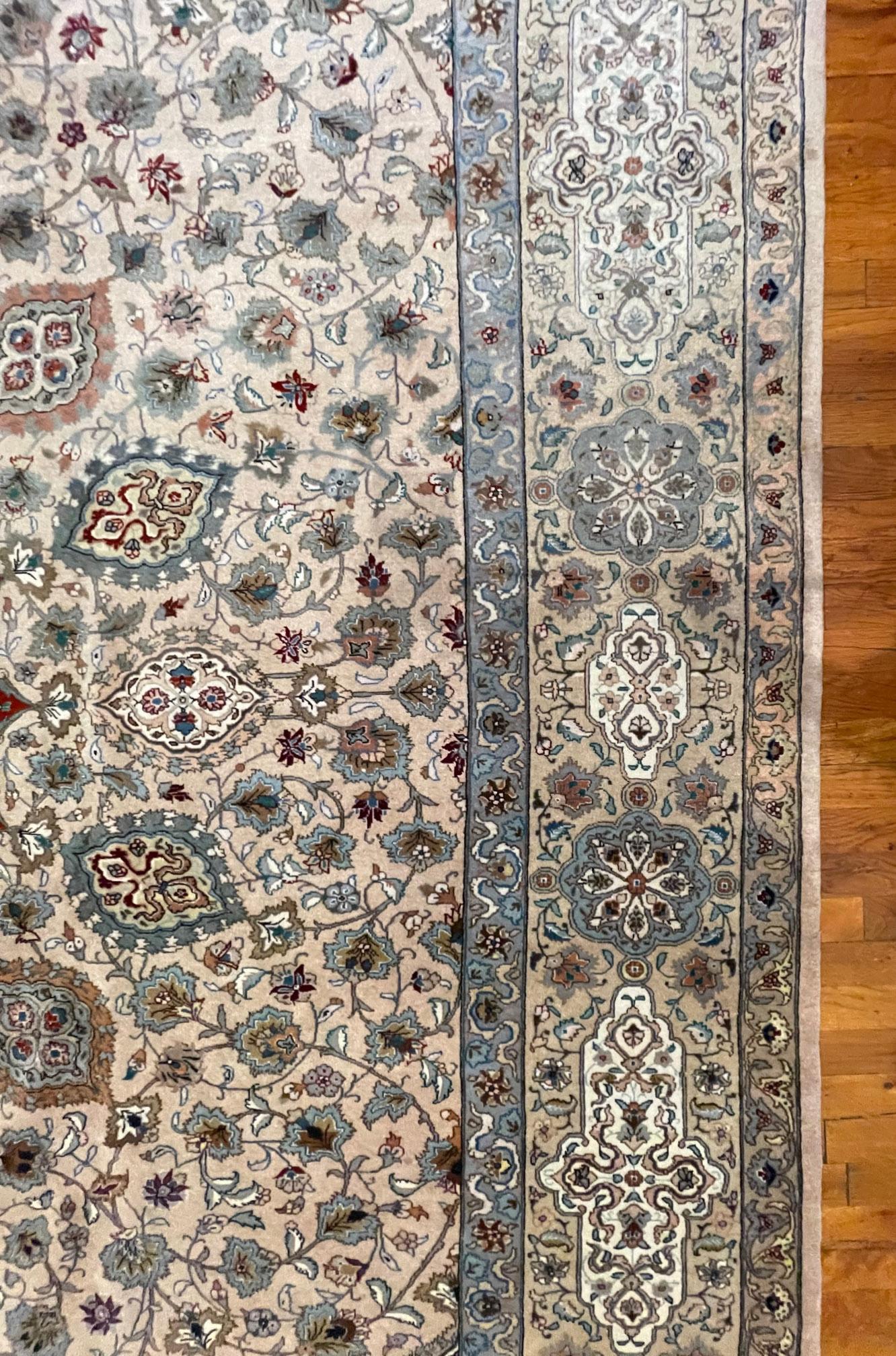 Lana Tappeto persiano Sheikh Safi Design Tabriz in vendita