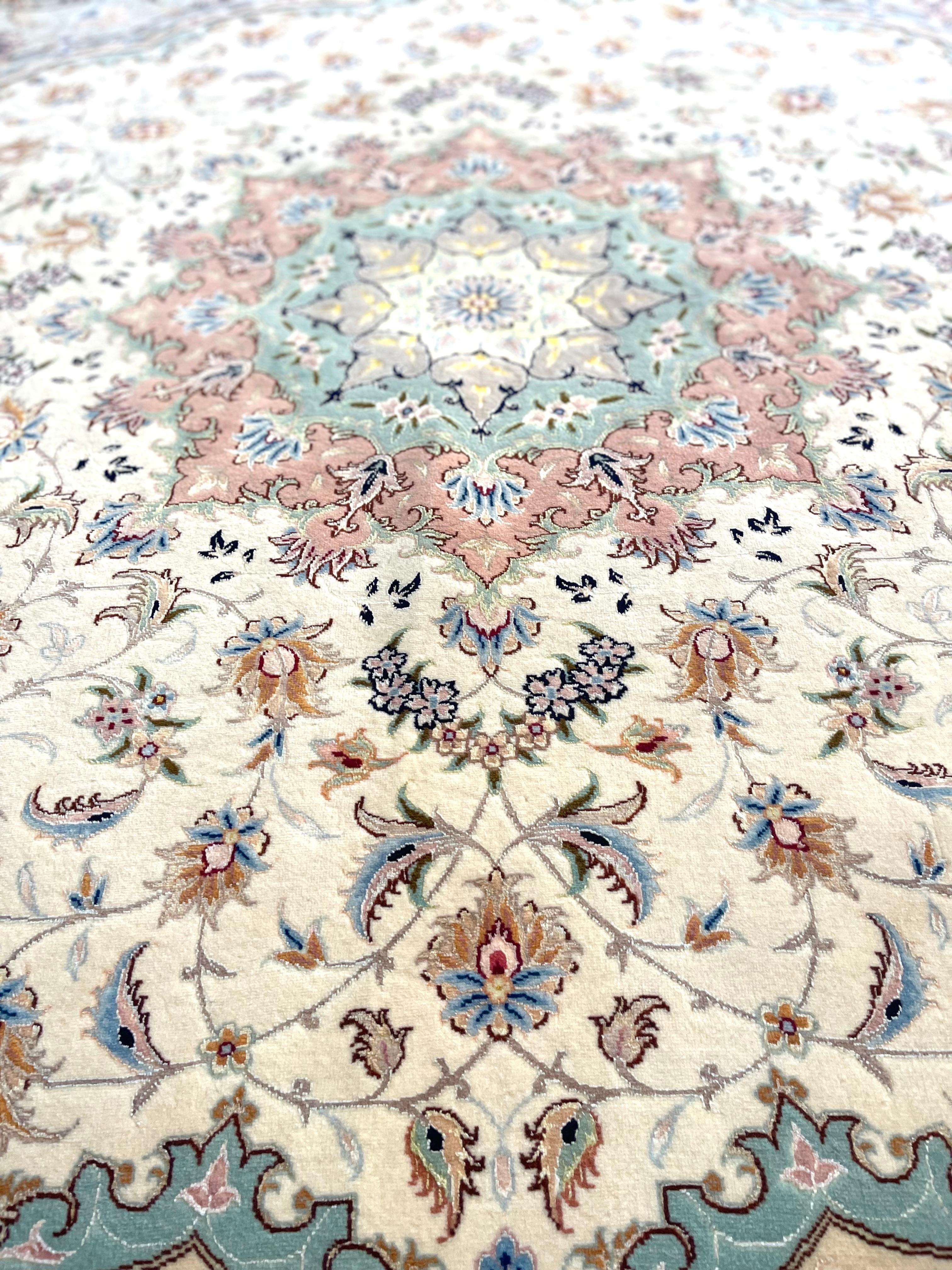 Tappeto rotondo Tabriz floreale persiano in vendita 4