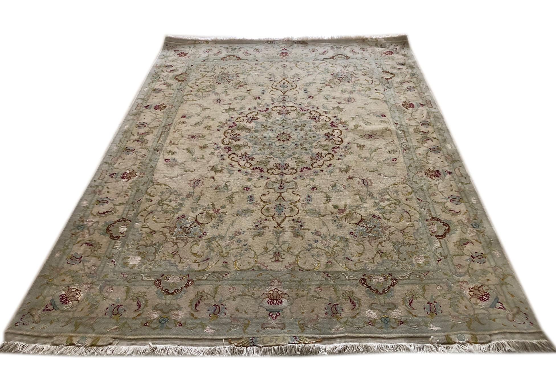 Hand-Knotted Authentic Persian Hand Knotted Medallion Floral Tabriz Rug