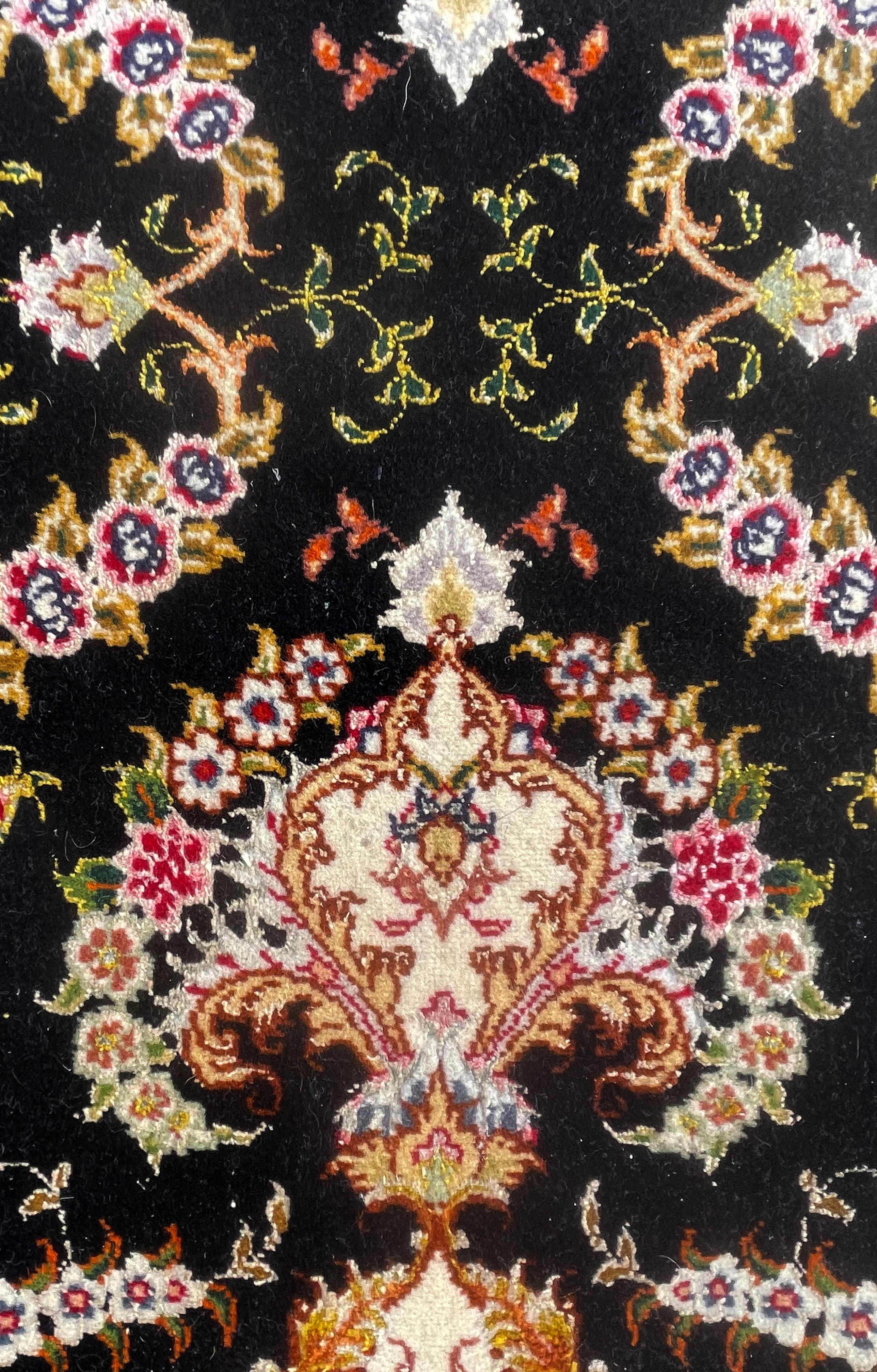 Persischer Täbris-Teppich Läufer (21. Jahrhundert und zeitgenössisch) im Angebot