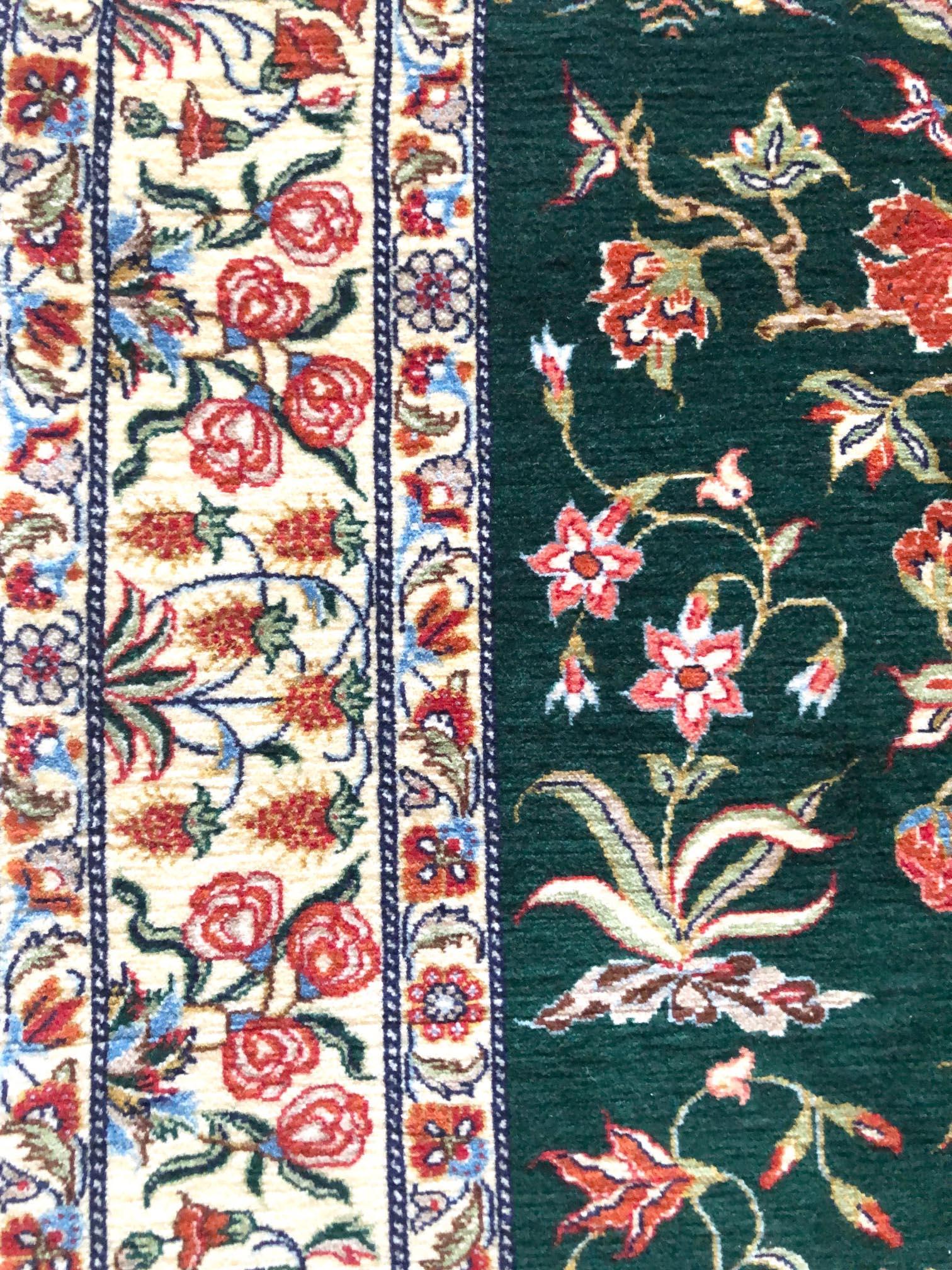 Laine Authentique tapis persan noué à la main Tree of Life Green Qum en vente