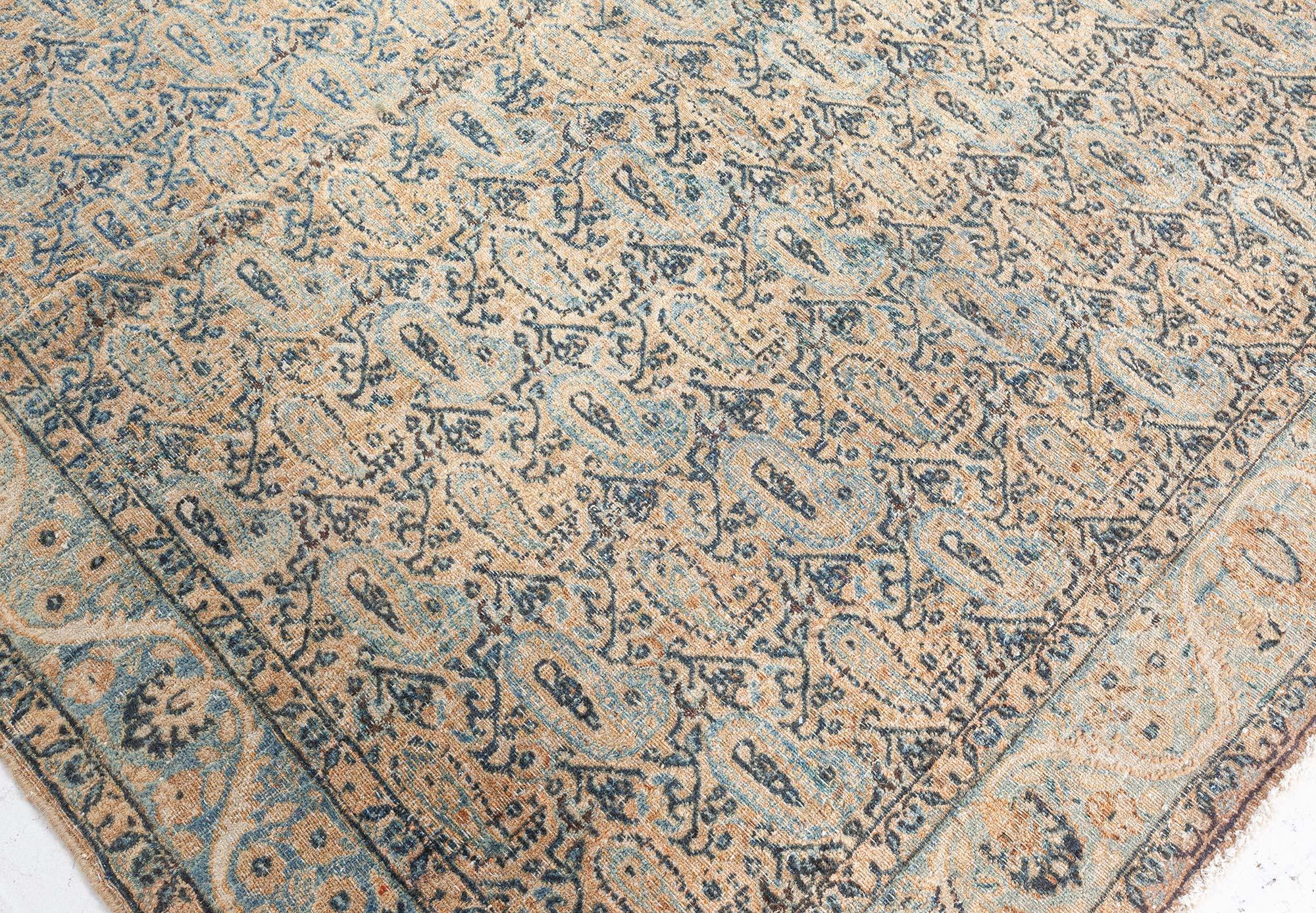 Doris Leslie Blauer authentischer persischer Kirman Handgefertigter Teppich aus Wolle im Angebot 1