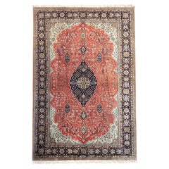 Authentique tapis persan en soie Qum noué à la main 1970 Circa