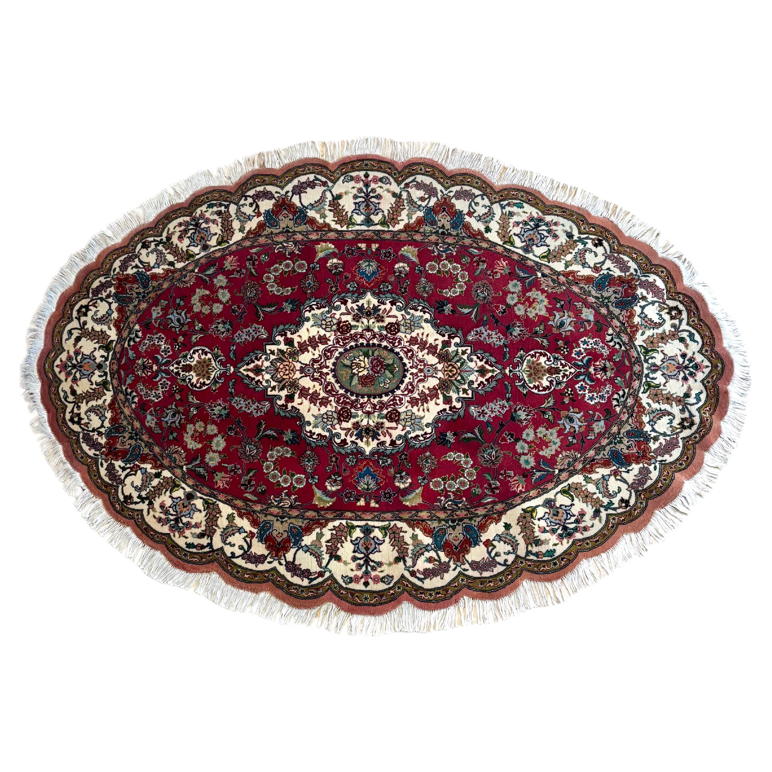Persischer roter ovaler Täbriz-Teppich (Tabriz) im Angebot