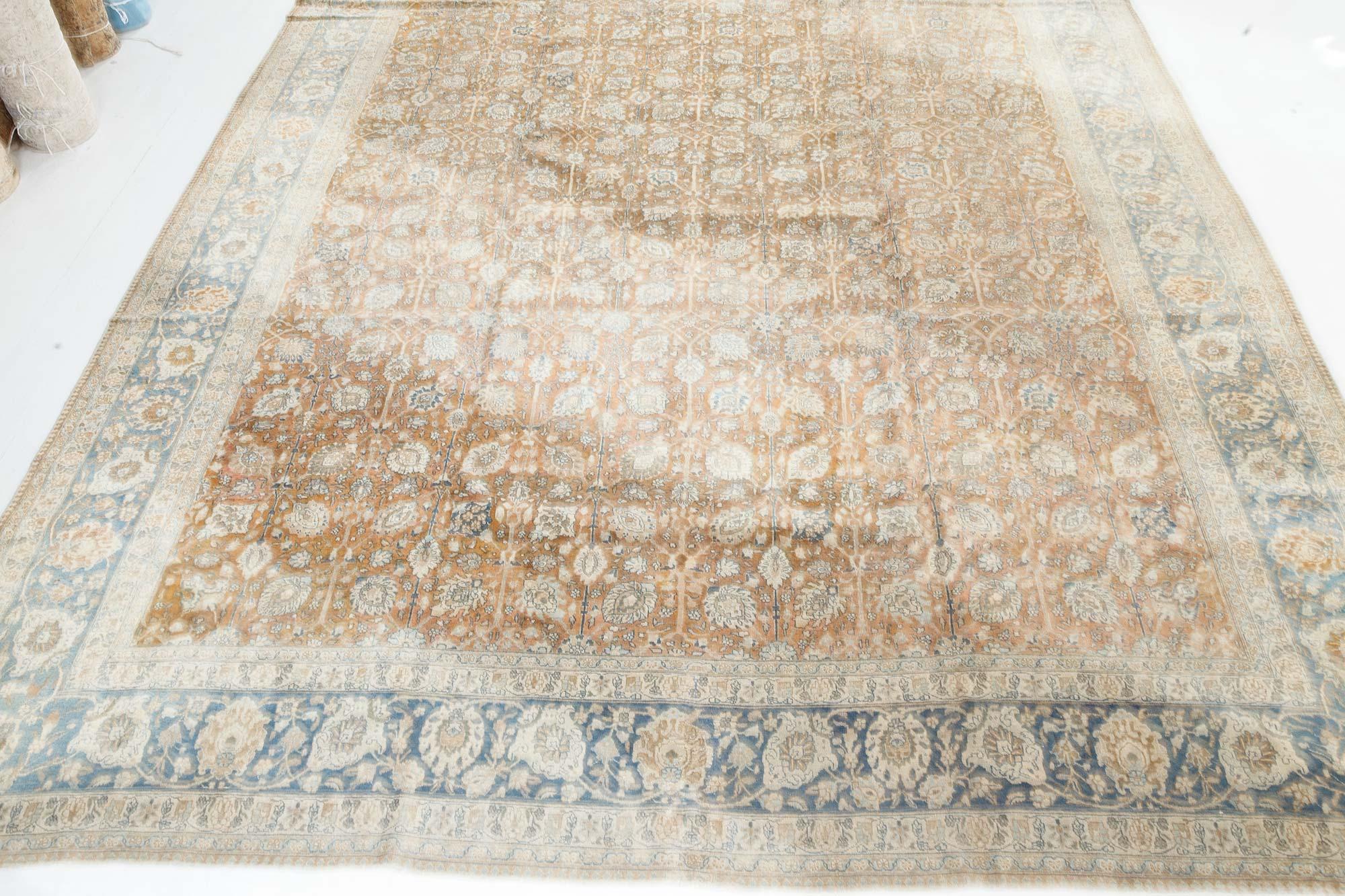 Authentic Persian Tabriz Handmade Wool Rug In Good Condition For Sale In New York, NY