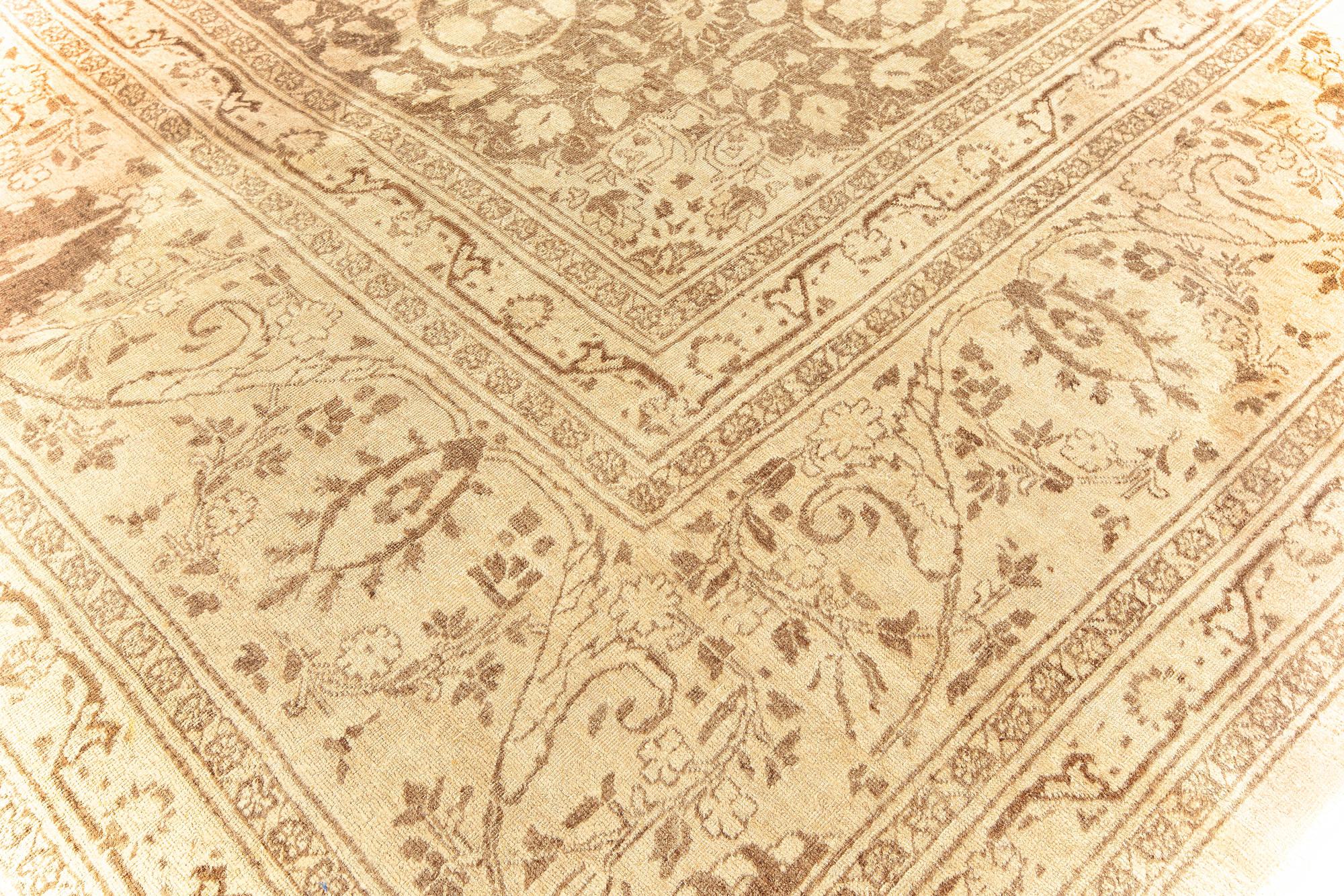 Doris Leslie Blau Tappeto autentico Tabriz persiano in lana marrone fatto a mano In condizioni buone in vendita a New York, NY