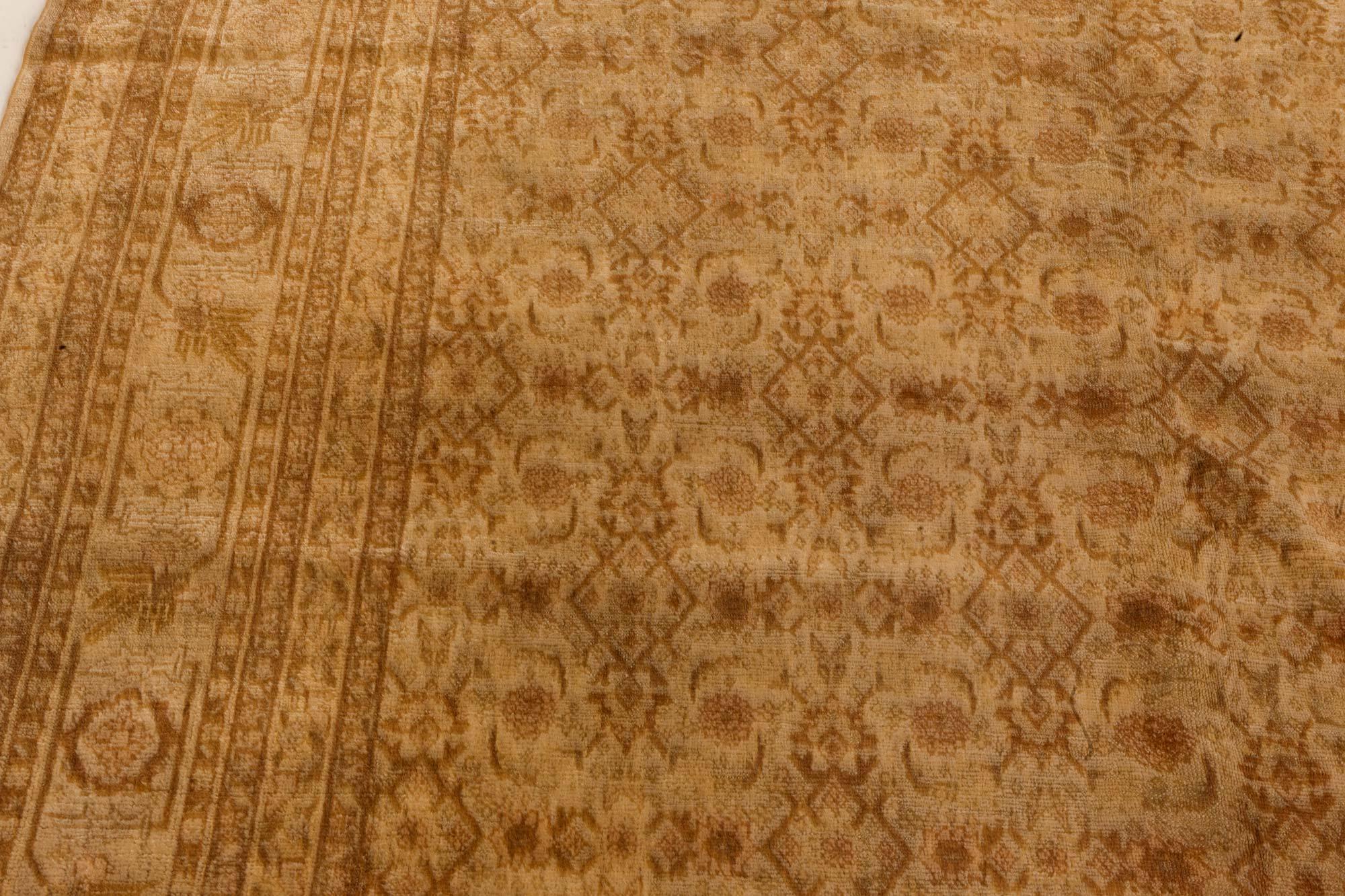 Early 20th Century Persian Tabriz Brown Handmade Wool Rug For Sale 3