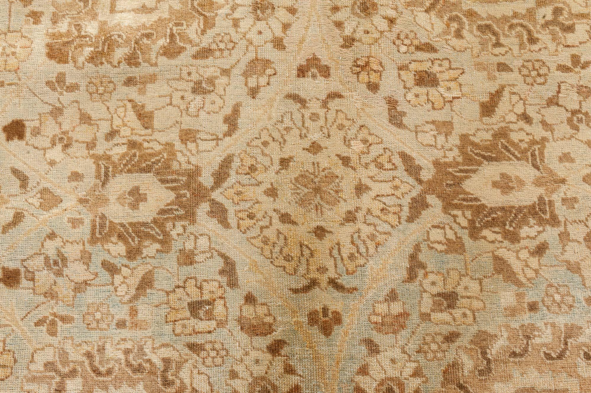 Authentic Persian Tabriz handmade wool rug
Size: 11'3