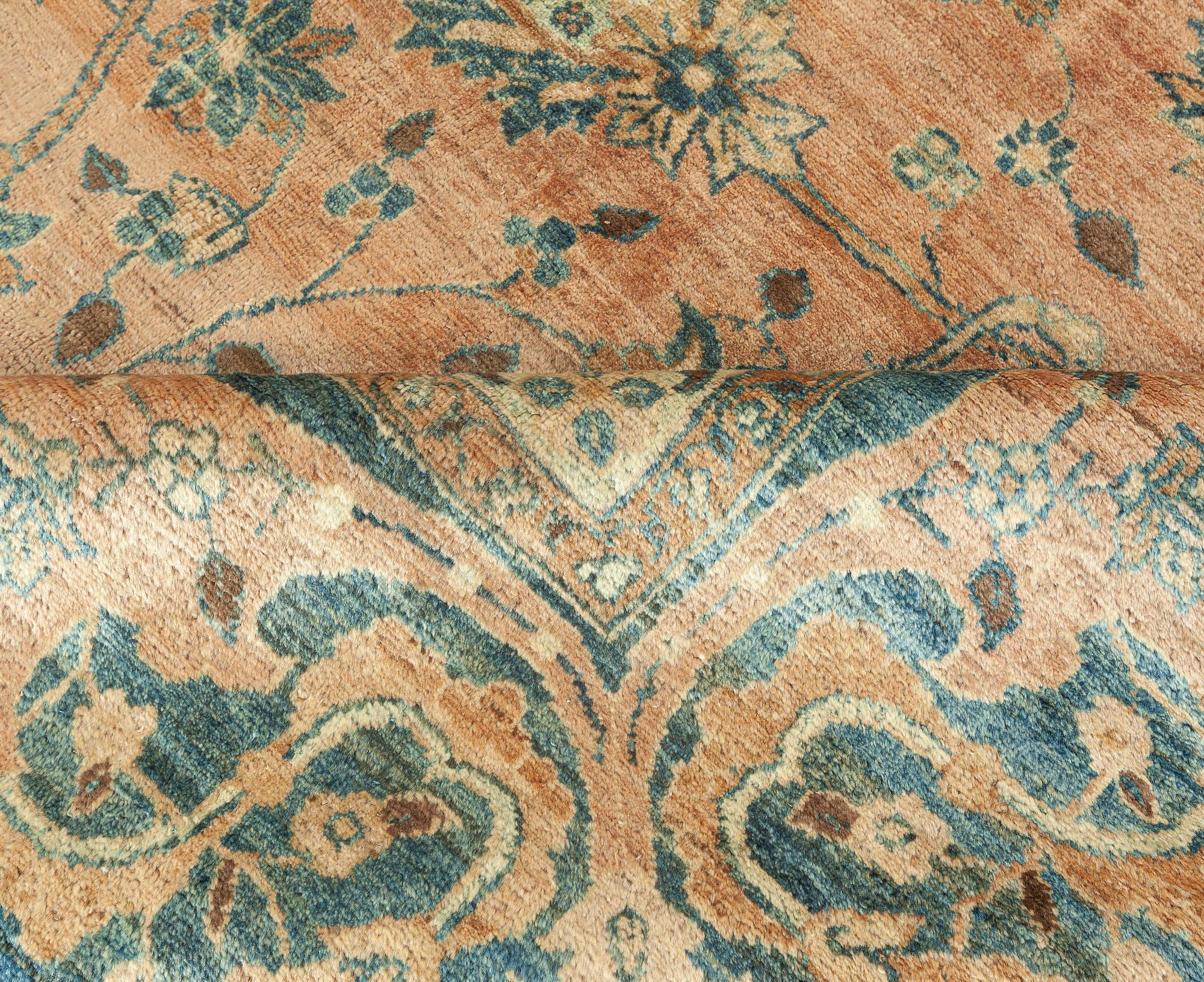 Authentique tapis persan Tabriz en laine fait à la main
Taille : 11'2