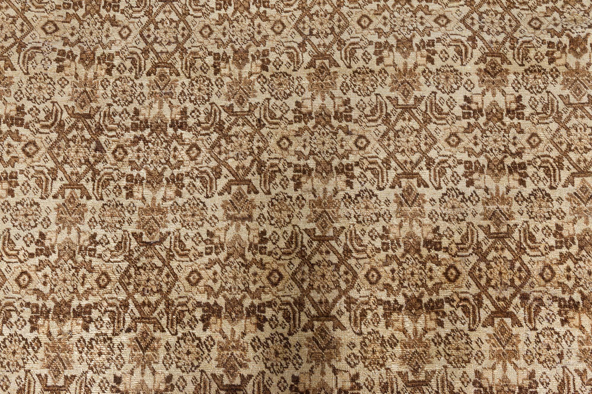 Doris Leslie Blauer authentischer persischer Täbris-Wollteppich, handgefertigt (Tabriz) im Angebot