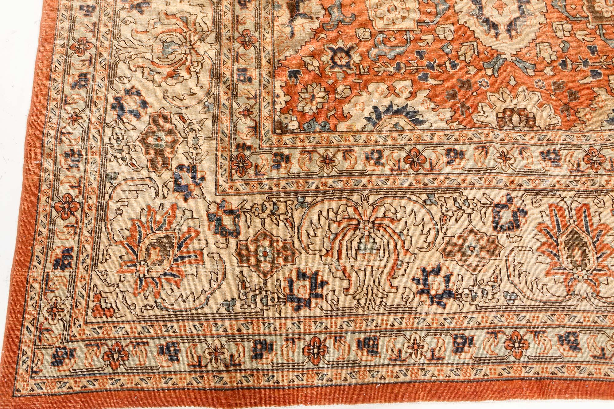 Authentique tapis persan Tabriz rouge en laine fait à la main Bon état - En vente à New York, NY