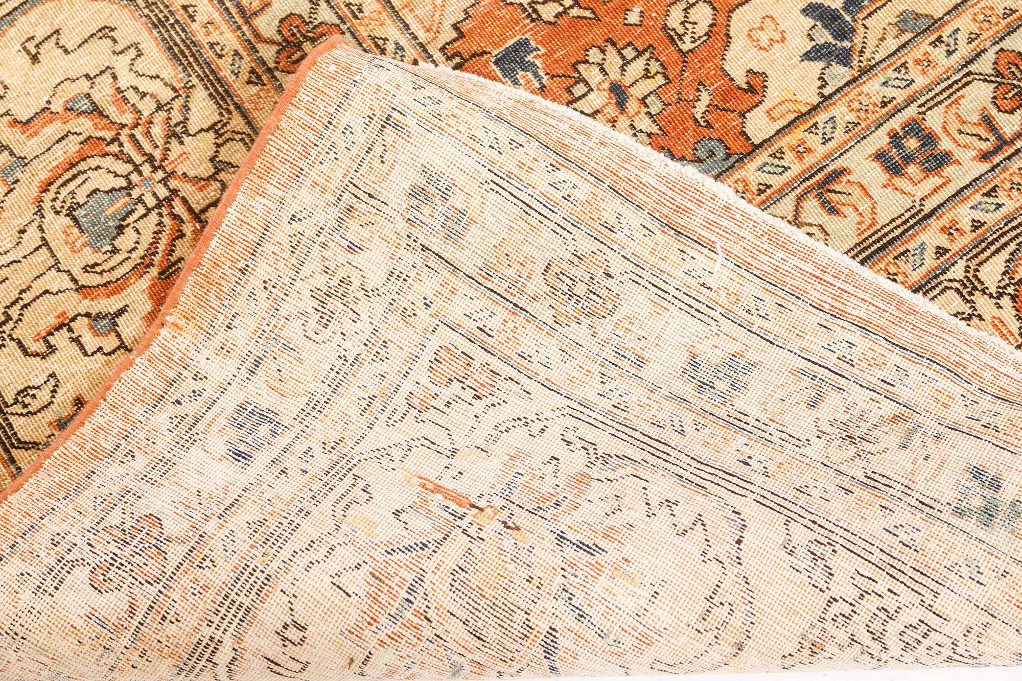 Authentique tapis persan Tabriz rouge en laine fait à la main en vente 1