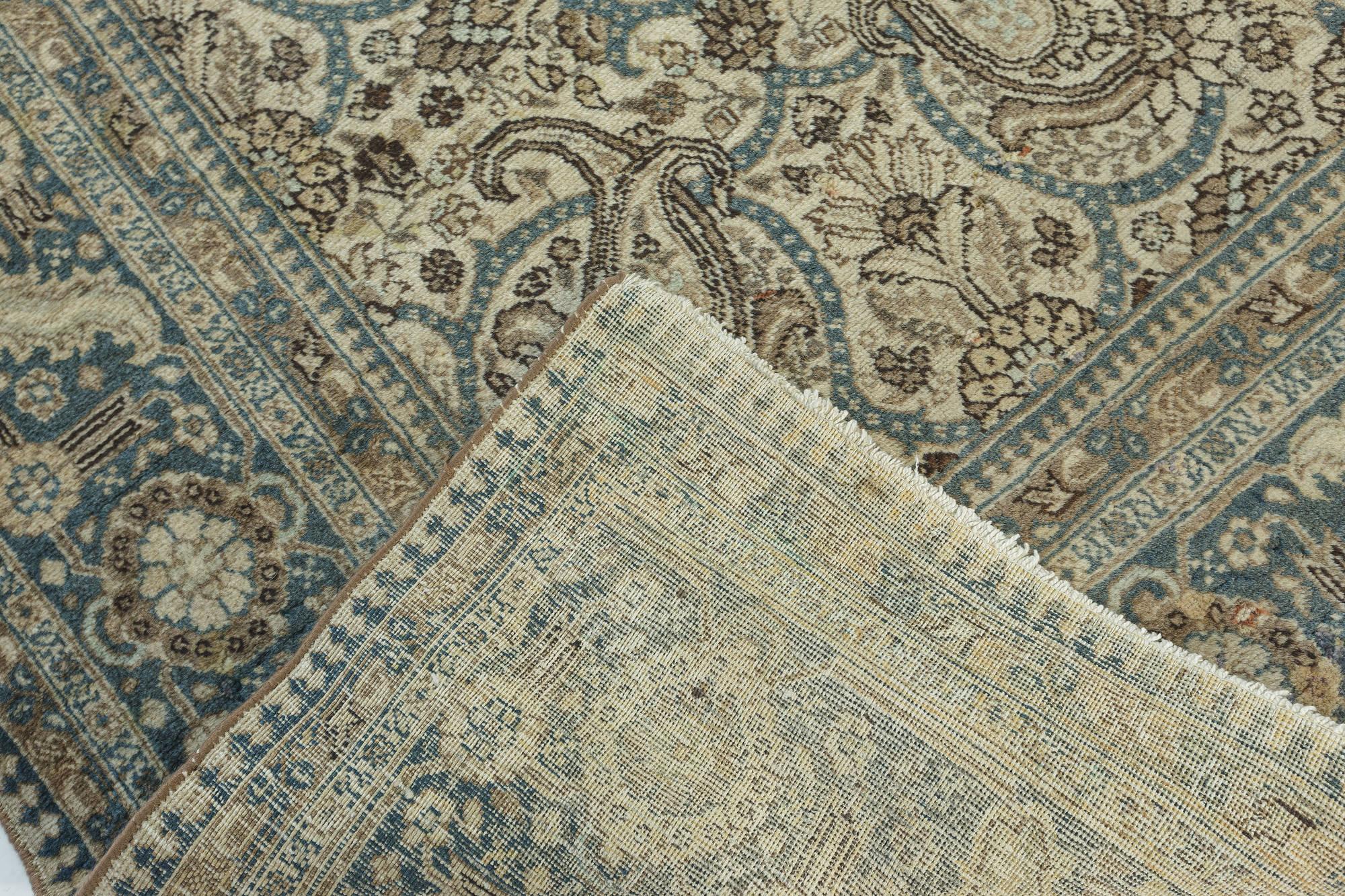 20ième siècle Authentique tapis persan de Tabriz en vente
