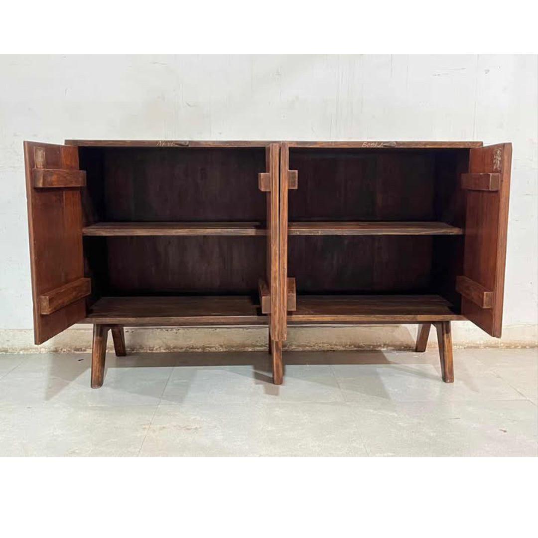 Authentique armoire basse Pierre Jeanneret, PJ-R-14-A, Chandigarh, 1958 Bon état - En vente à Amsterdam, NL