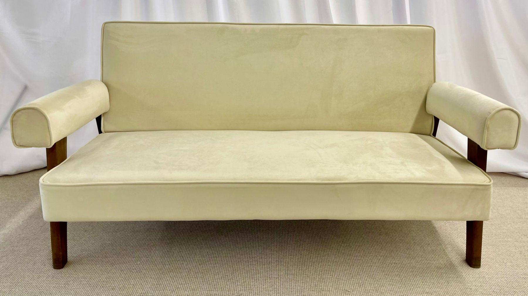 Pierre Jeanneret Attr., French Mid-Century Modern, Bridge Sofa Set, Chandigarh For Sale 3