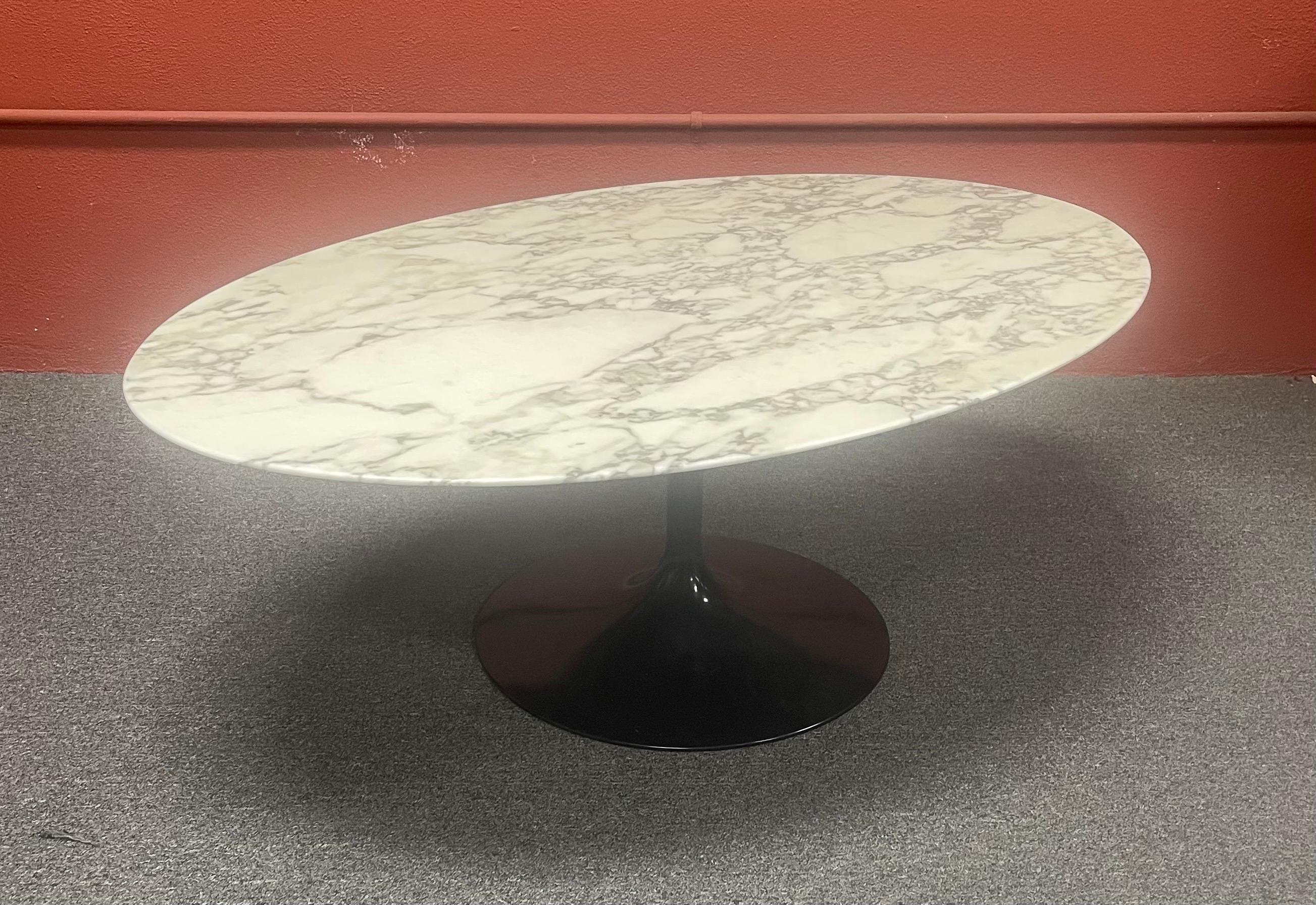 Mid-Century Modern Authentic Polished Carrara Marble Top Coffee Table by Eero Saarinen for Knoll
