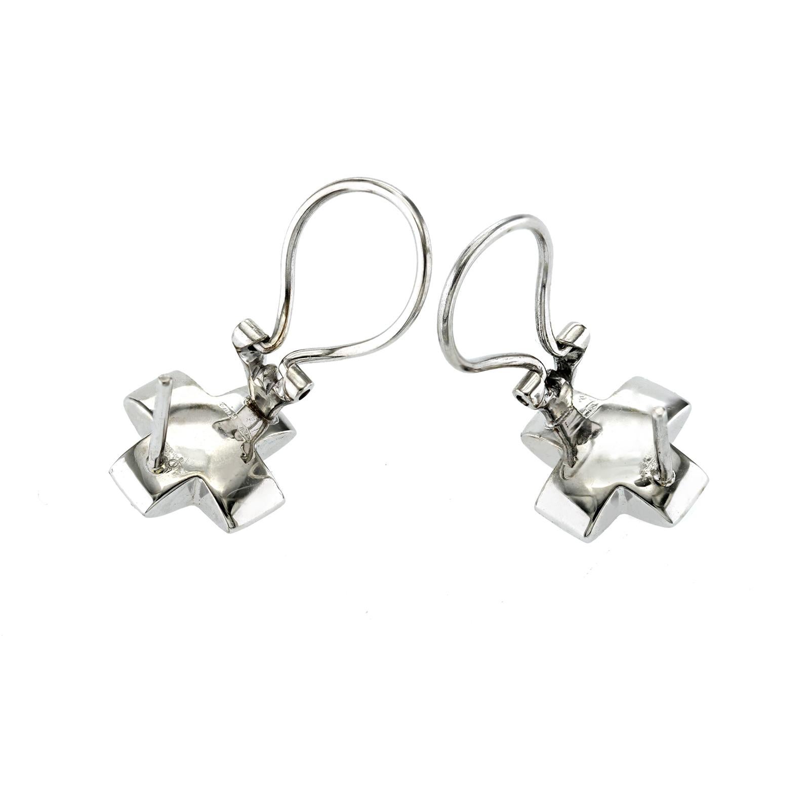 Boucles d'oreilles authentiques Pomellato en or blanc 18 carats avec diamant et saphir jaune en vente 2