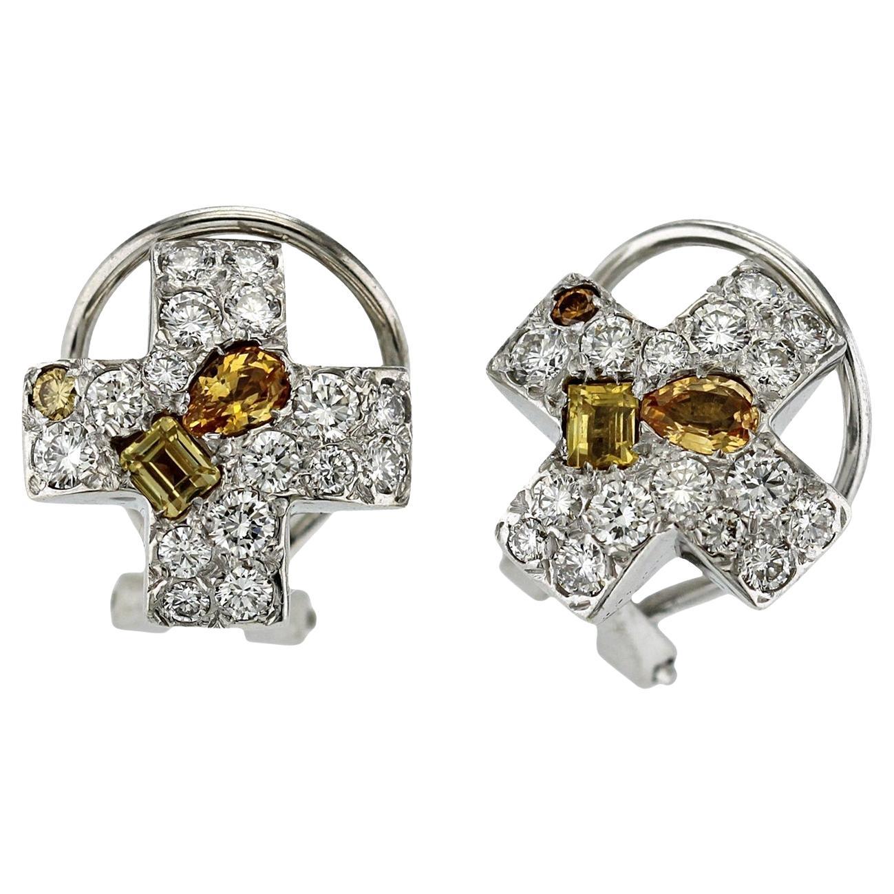 Boucles d'oreilles authentiques Pomellato en or blanc 18 carats avec diamant et saphir jaune en vente