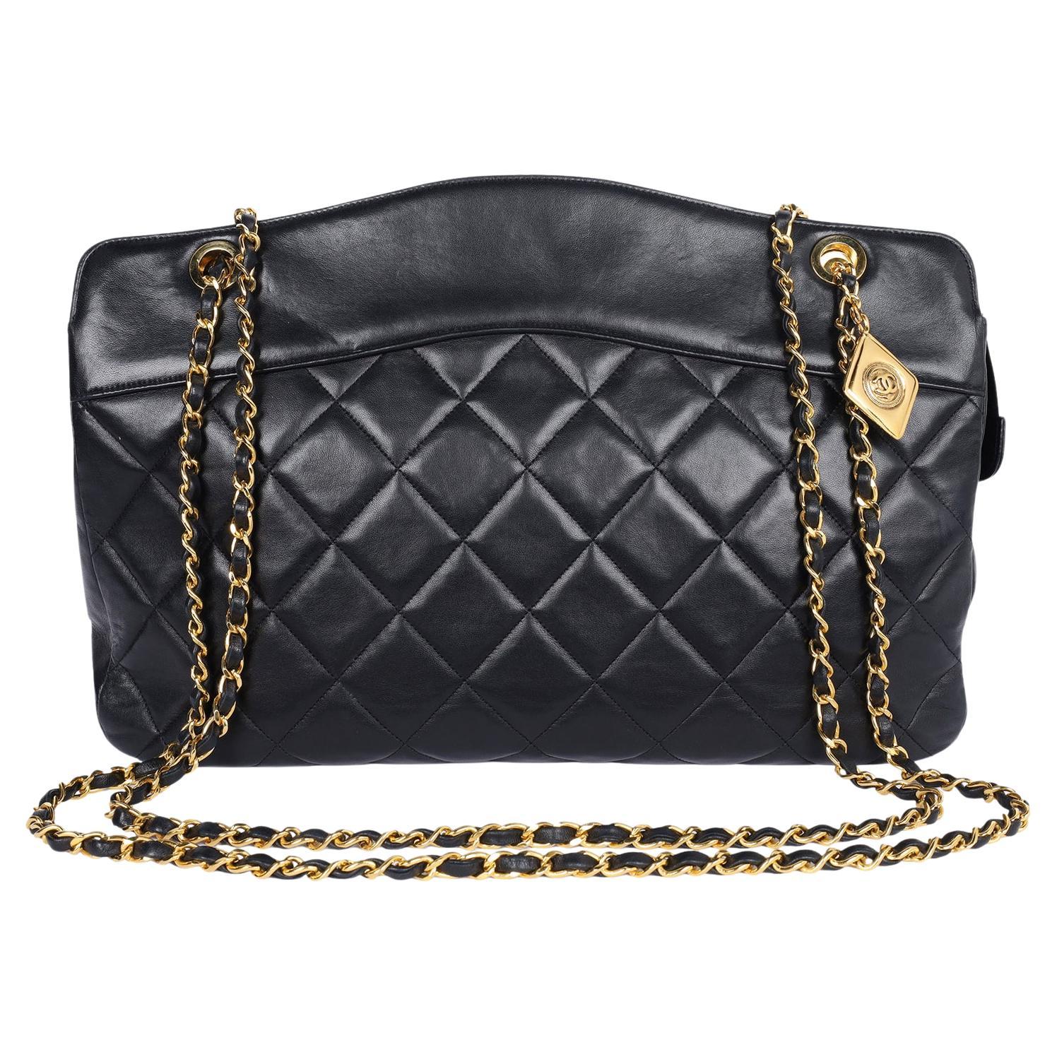 Chanel Black Quilted Lambskin Leather Crossbody Bag 1989 For Sale