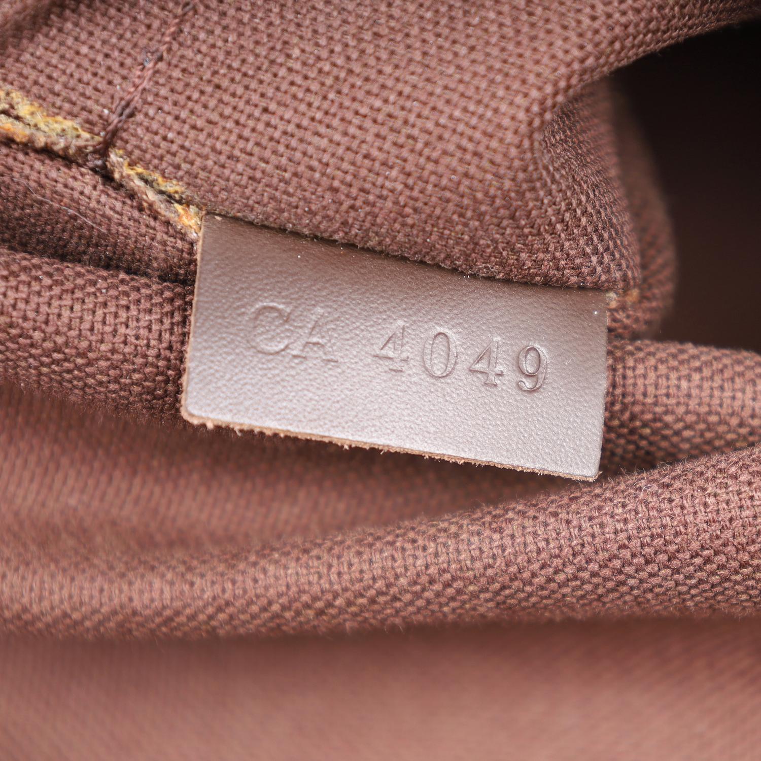 Louis Vuitton Brown Checkered Damier Ebene Brooklyn GM Messenger Bag For Sale 7