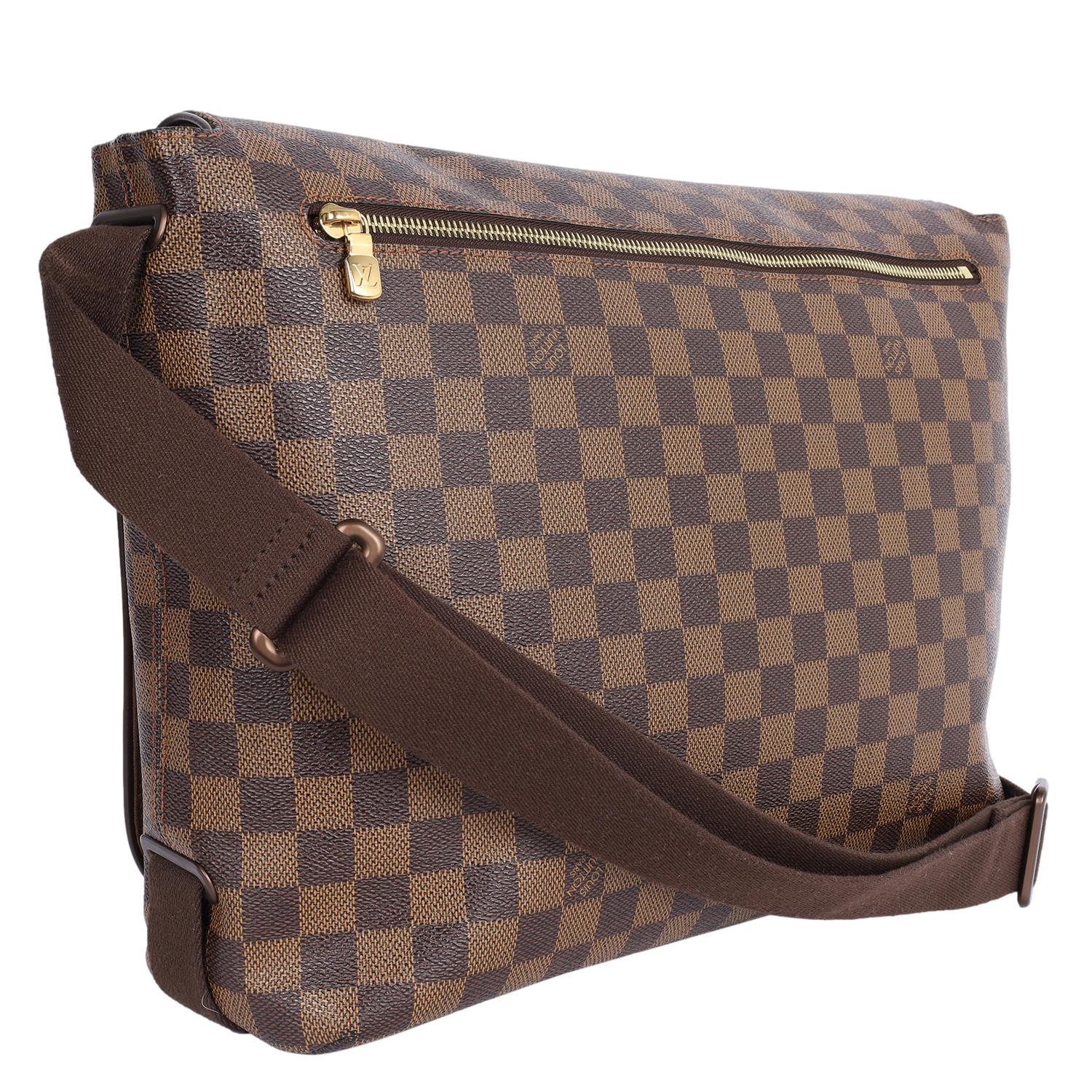Louis Vuitton Brown Checkered Damier Ebene Brooklyn GM Messenger Bag For Sale 2