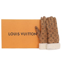 Louis Vuitton Monogram Brown Shearling Mouton Gloves 7.5
