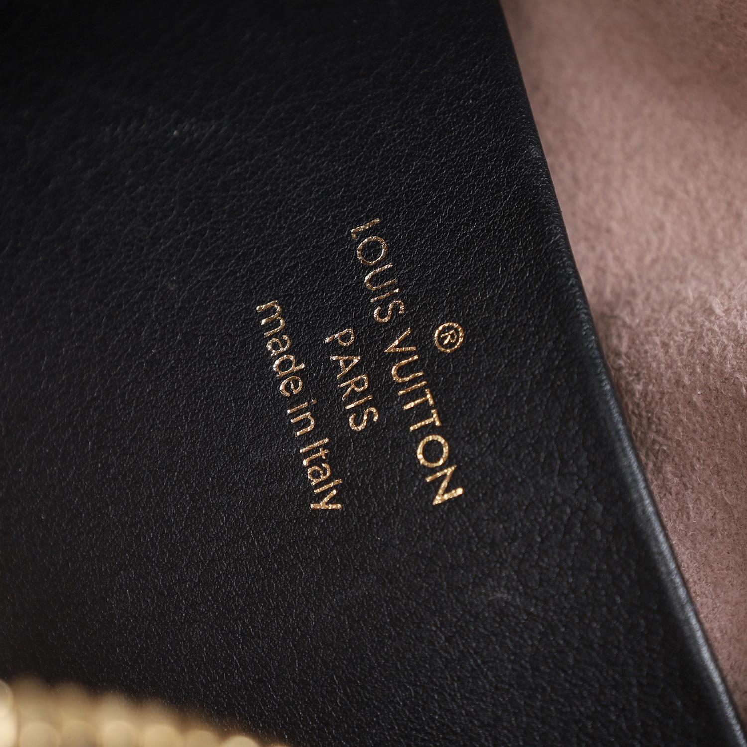 Louis Vuitton - Speedy 22 Bandouliere - Sac à bandoulière en cuir gaufré noir en vente 5