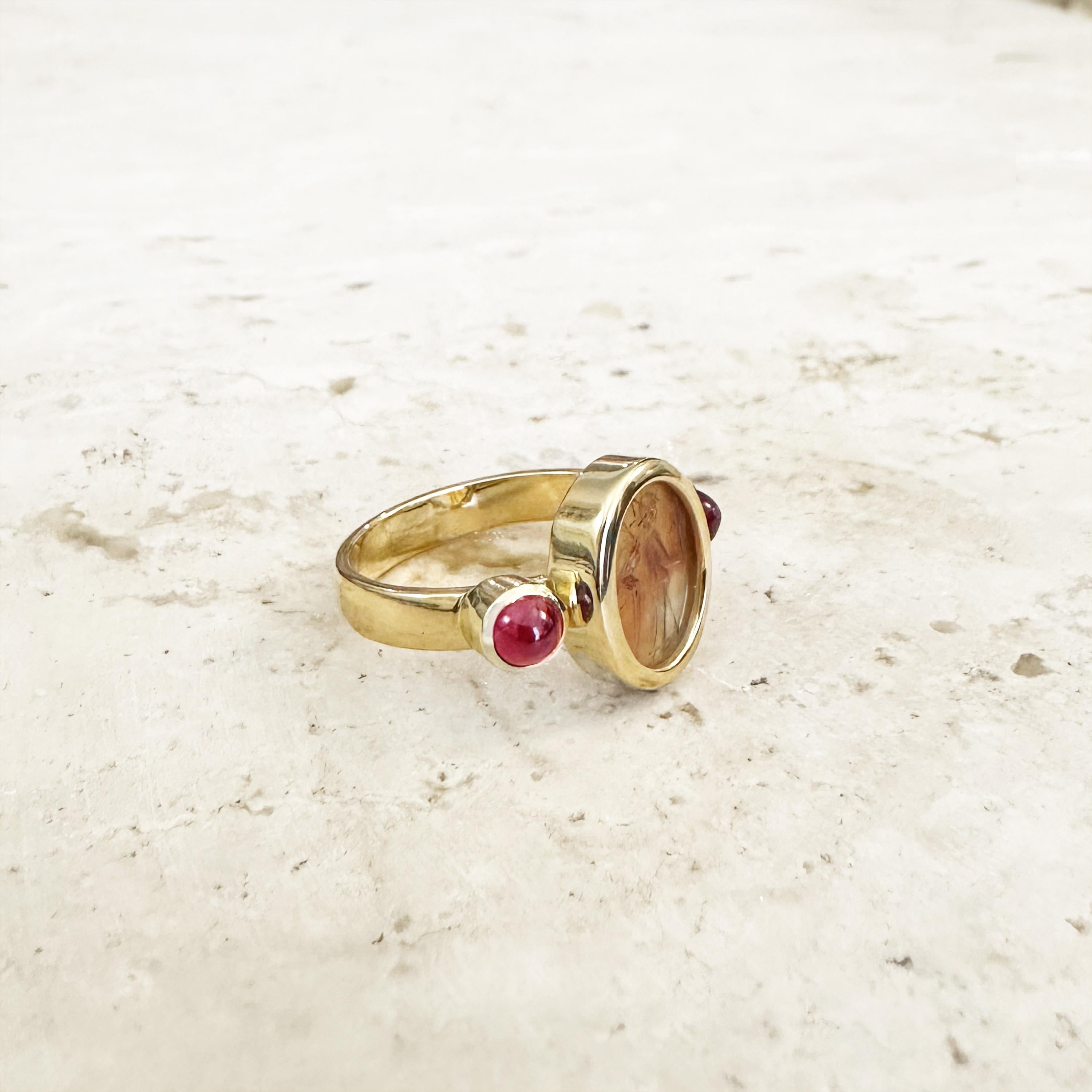 Authentischer römischer Intaglio-Ring aus 18 kt Gold mit der Darstellung der Göttin Athena Nicephora (Ovalschliff)