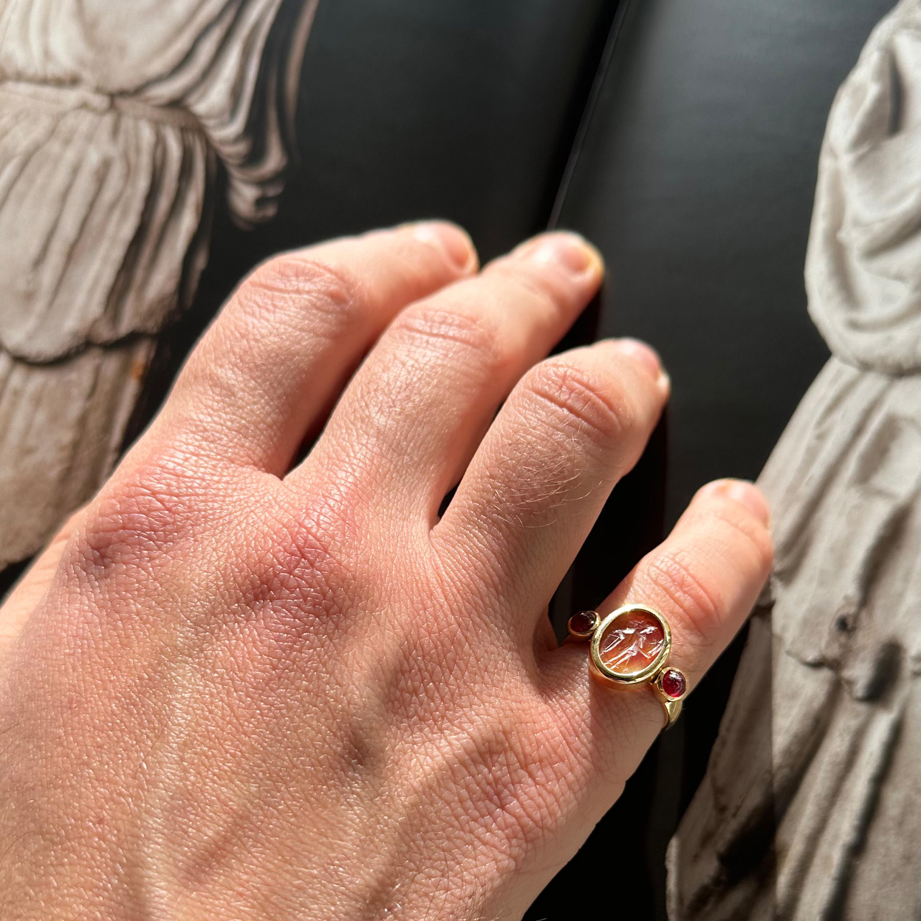 Authentischer römischer Intaglio-Ring aus 18 kt Gold mit der Darstellung der Göttin Athena Nicephora für Damen oder Herren