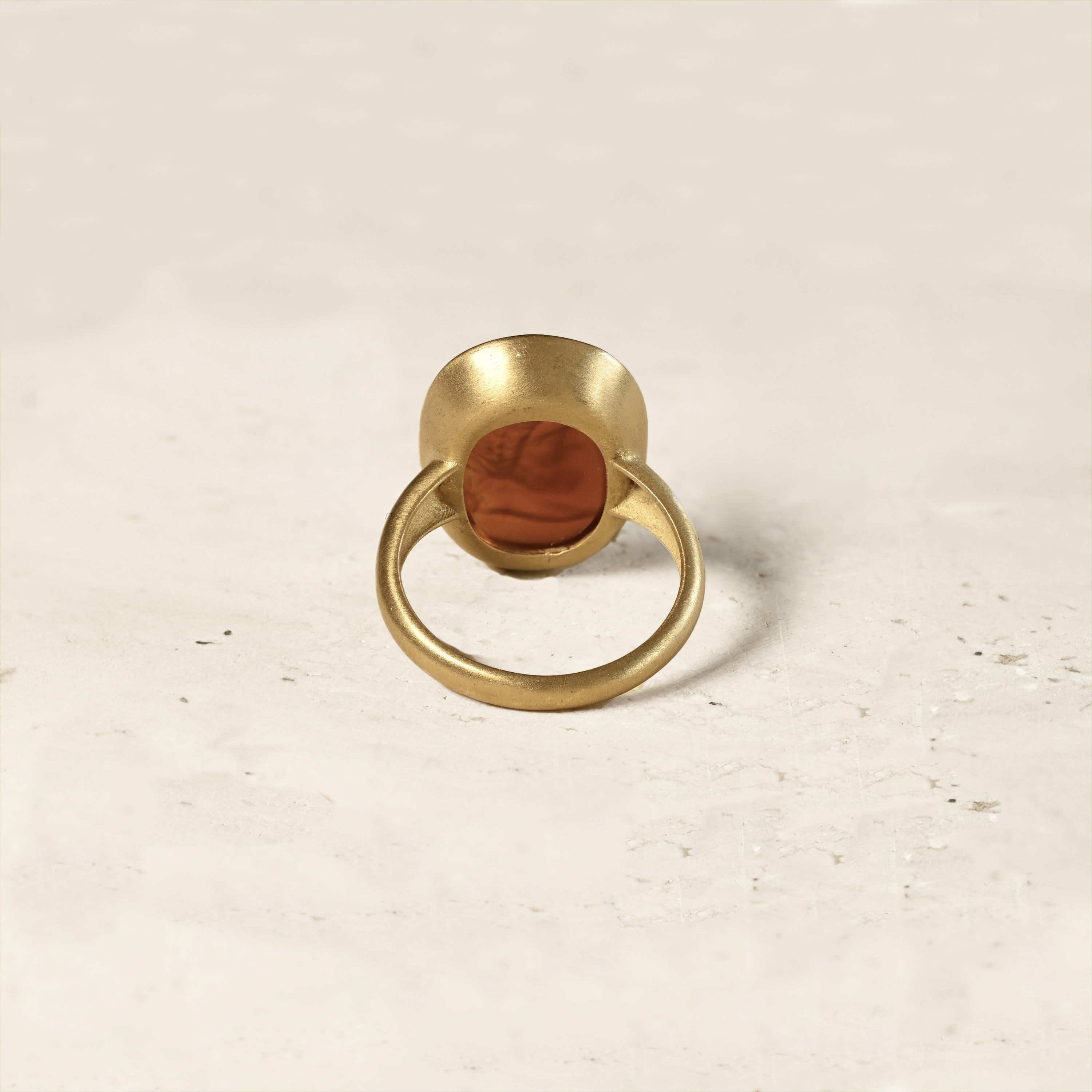Women's or Men's Authentic Roman Intaglio 1st-2nd century AD 18 kt Gold Ring depicting God Zeus For Sale