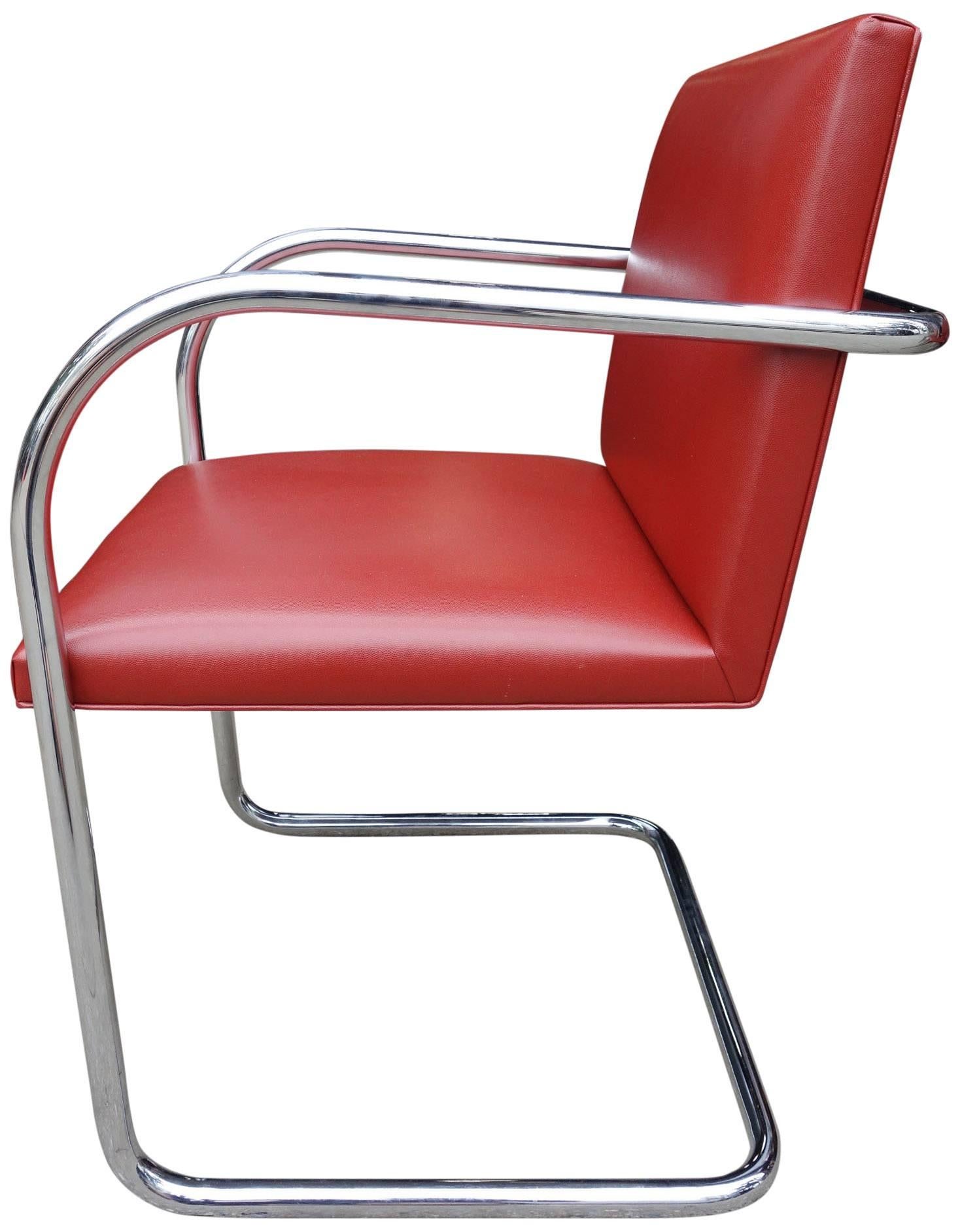 Cuir Authentique ensemble de quatre chaises Knoll Brno mi-siècle moderne par Mies van der Rohe en vente