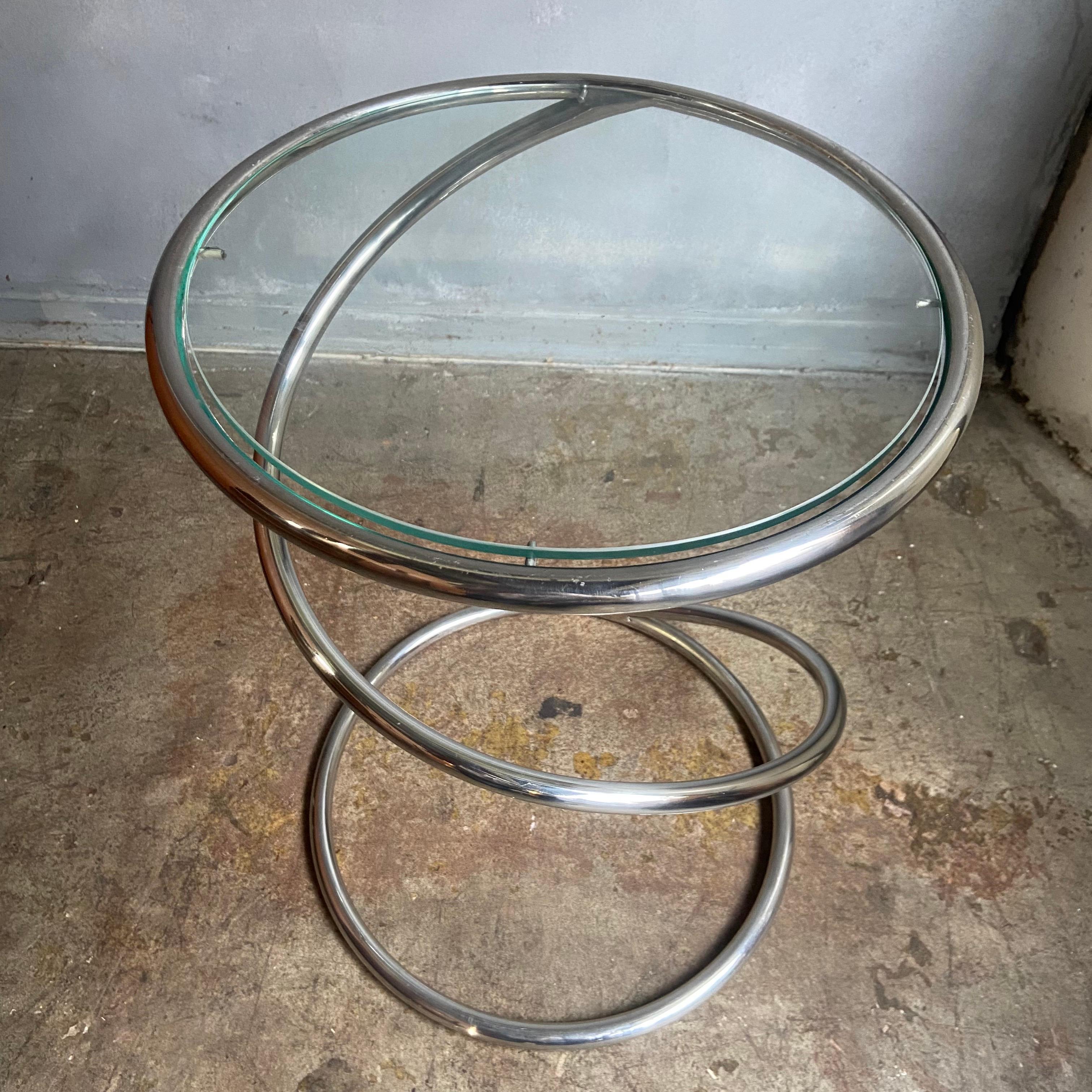 Authentic Spiral Occasional Table by Pace Collection In Good Condition In BROOKLYN, NY