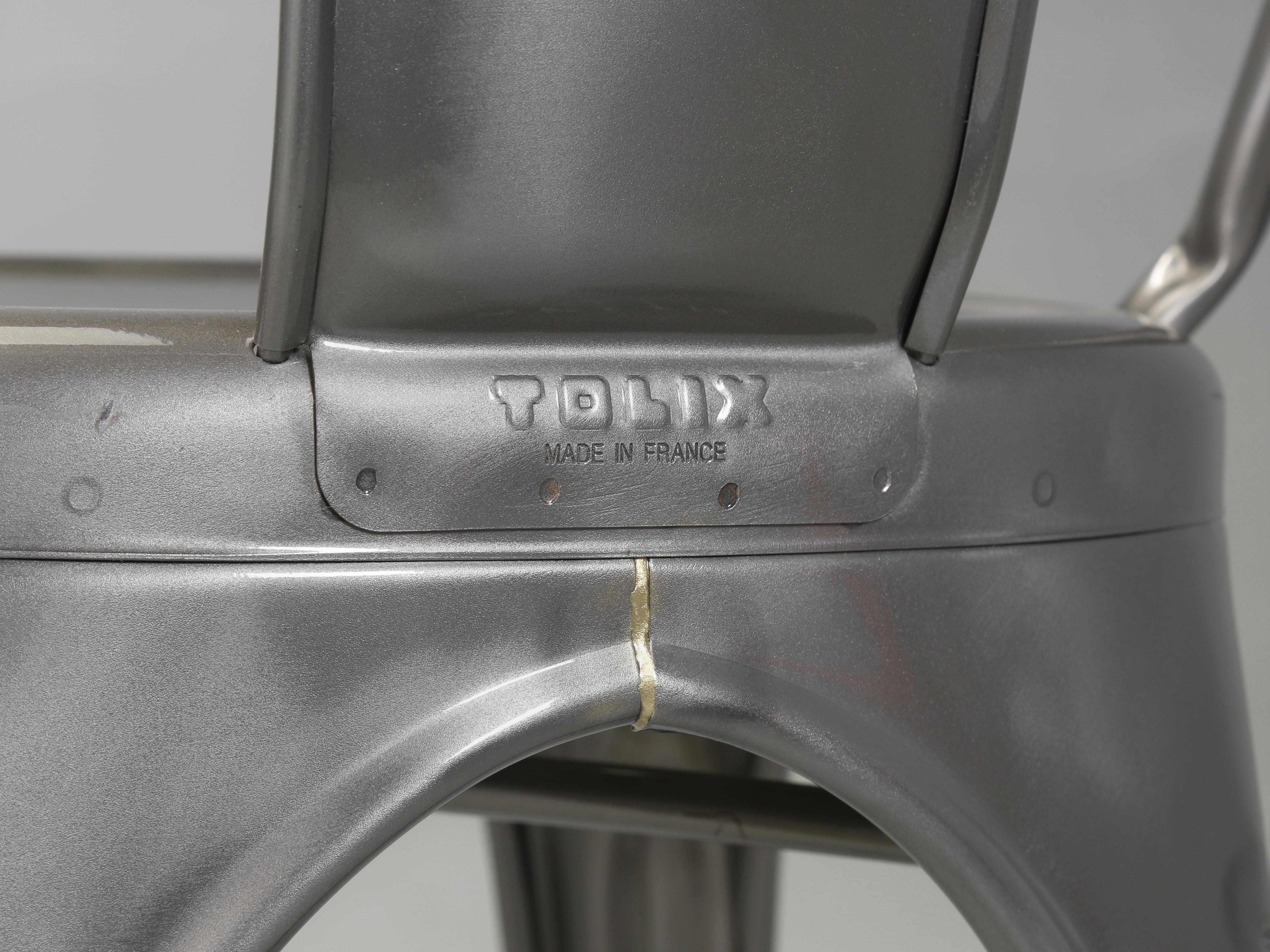 Authentic Steel French Tolix Set of (6) Classic Glossy Grey Powder-Coated Chairs For Sale 6