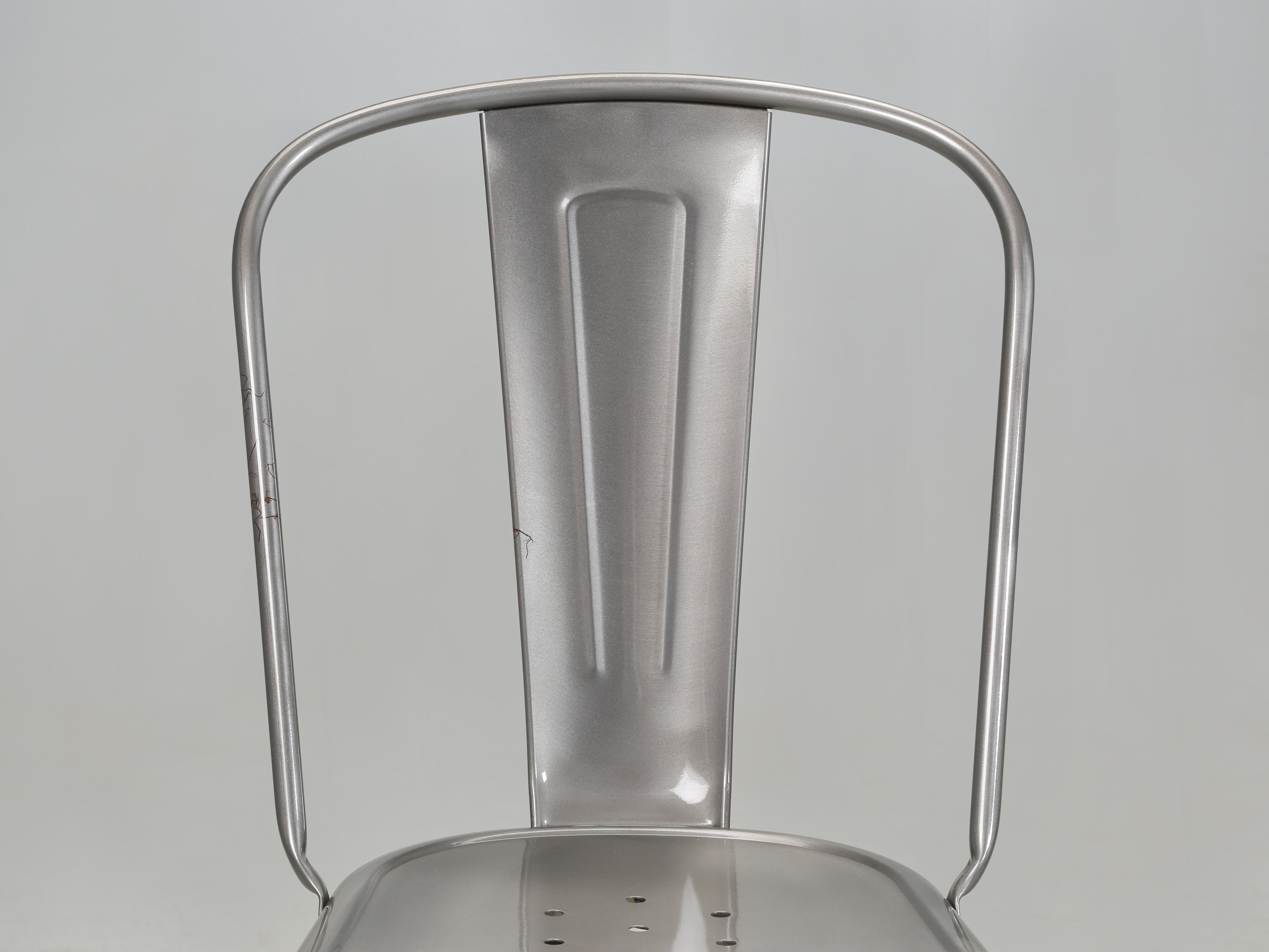 Contemporary Authentic Steel French Tolix Set of (6) Classic Glossy Grey Powder-Coated Chairs For Sale
