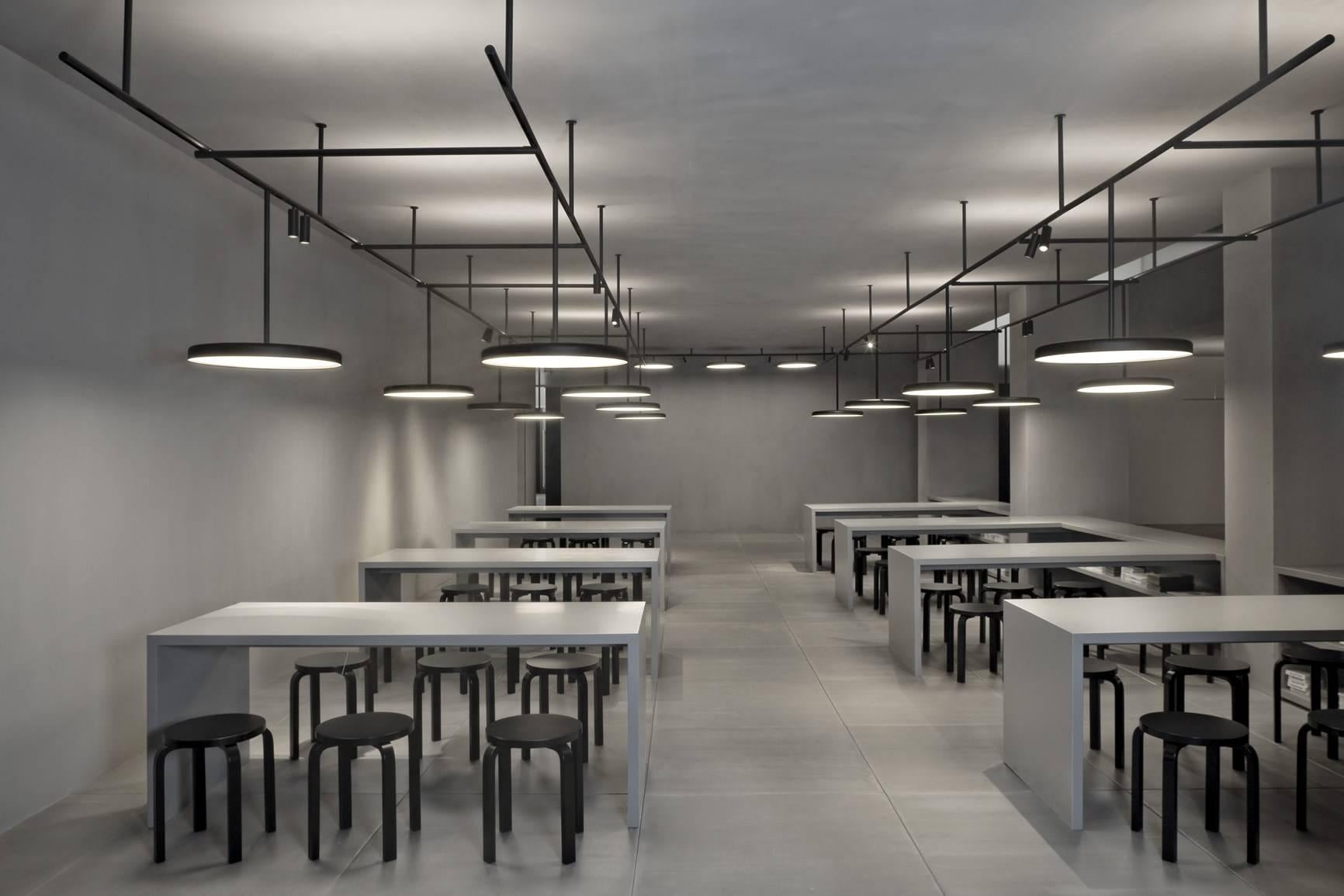 Scandinavian Modern Authentic Stool E60 in Birch by Alvar Aalto & Artek For Sale