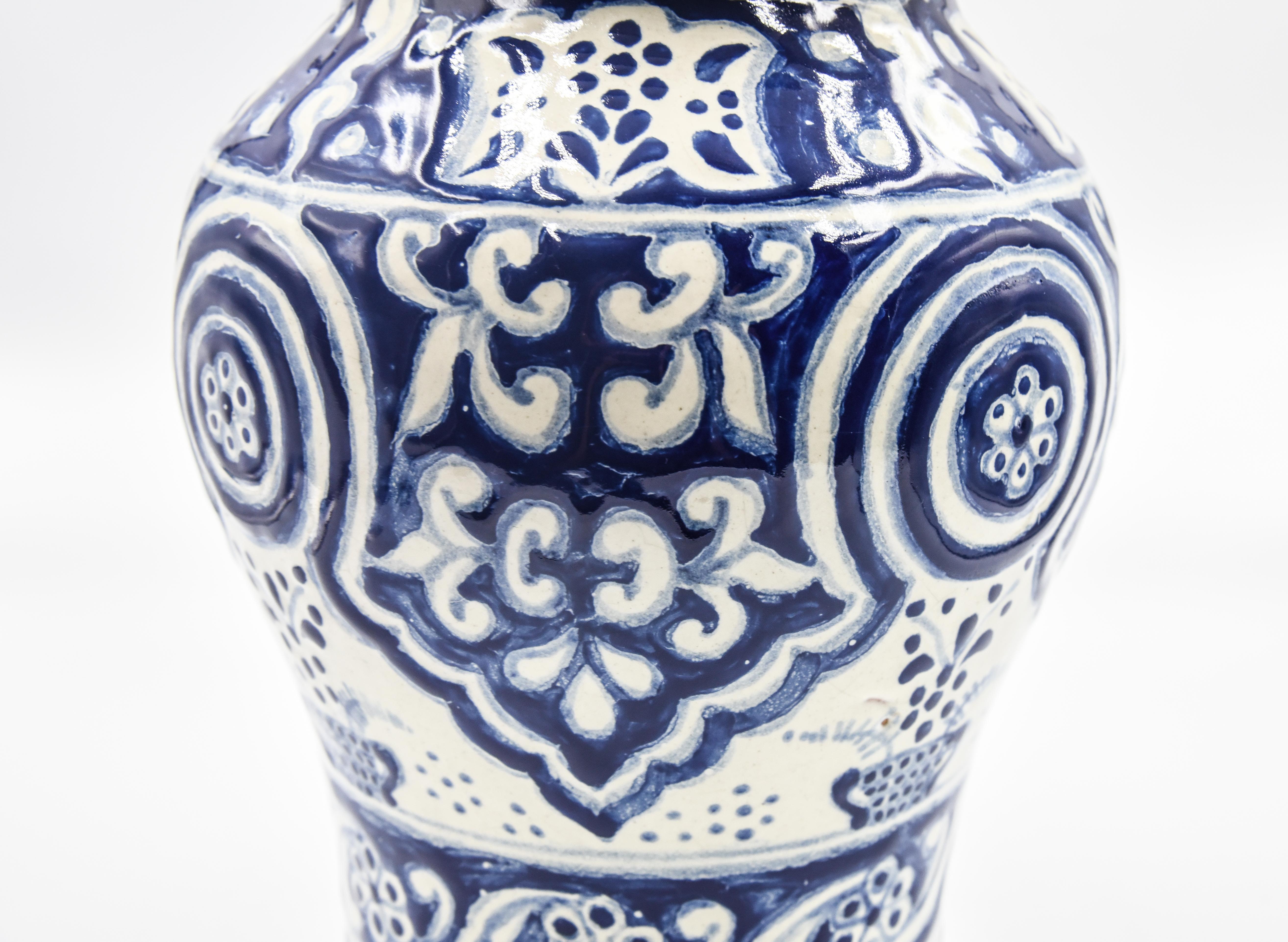 Authentic Talavera Decorative Vase Folk Art Vessel Mexican Ceramic Blue White 1