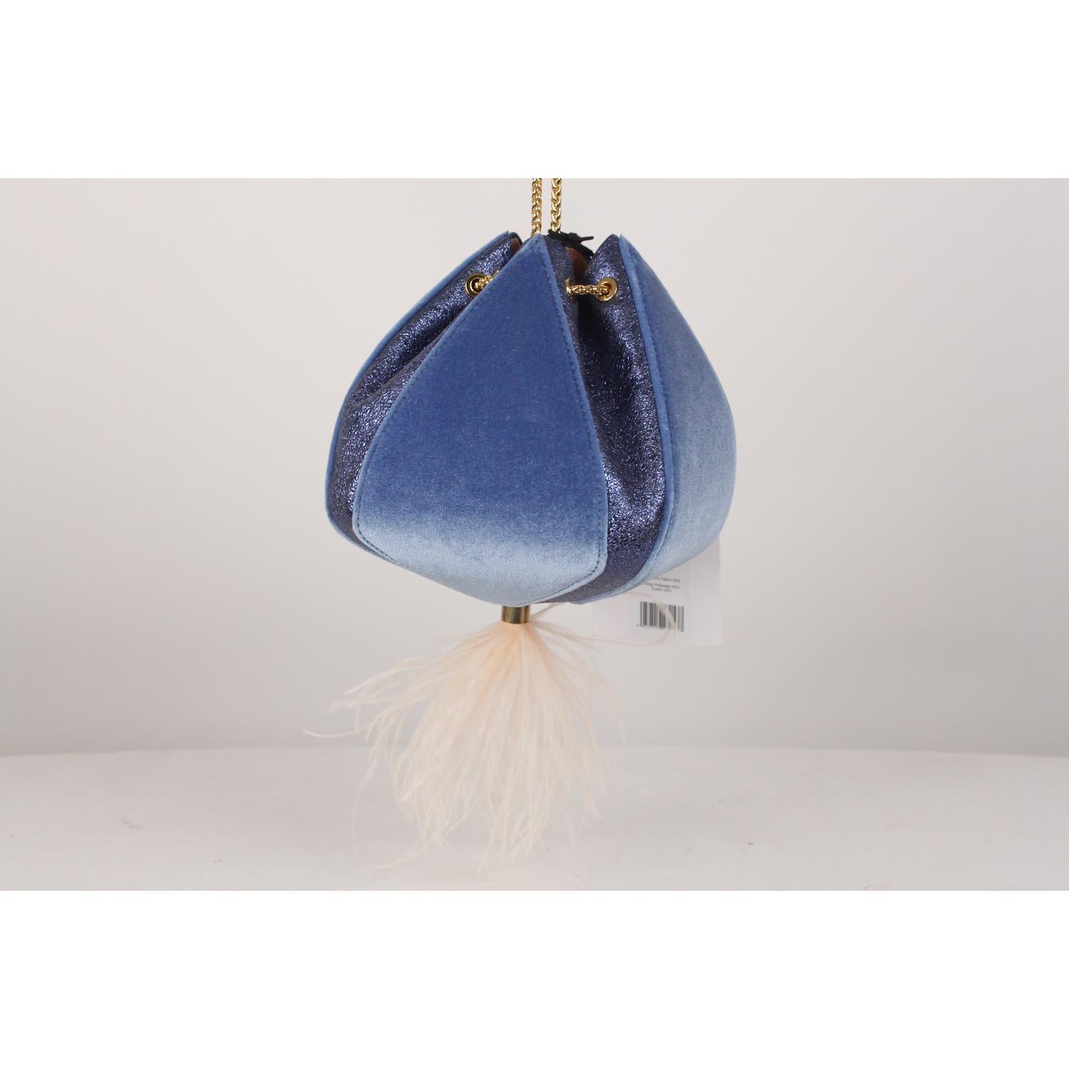 Authentic The Volon Blue Velvet Cindy Feather Evening Shoulder Bucket Bag In New Condition In Rome, Rome