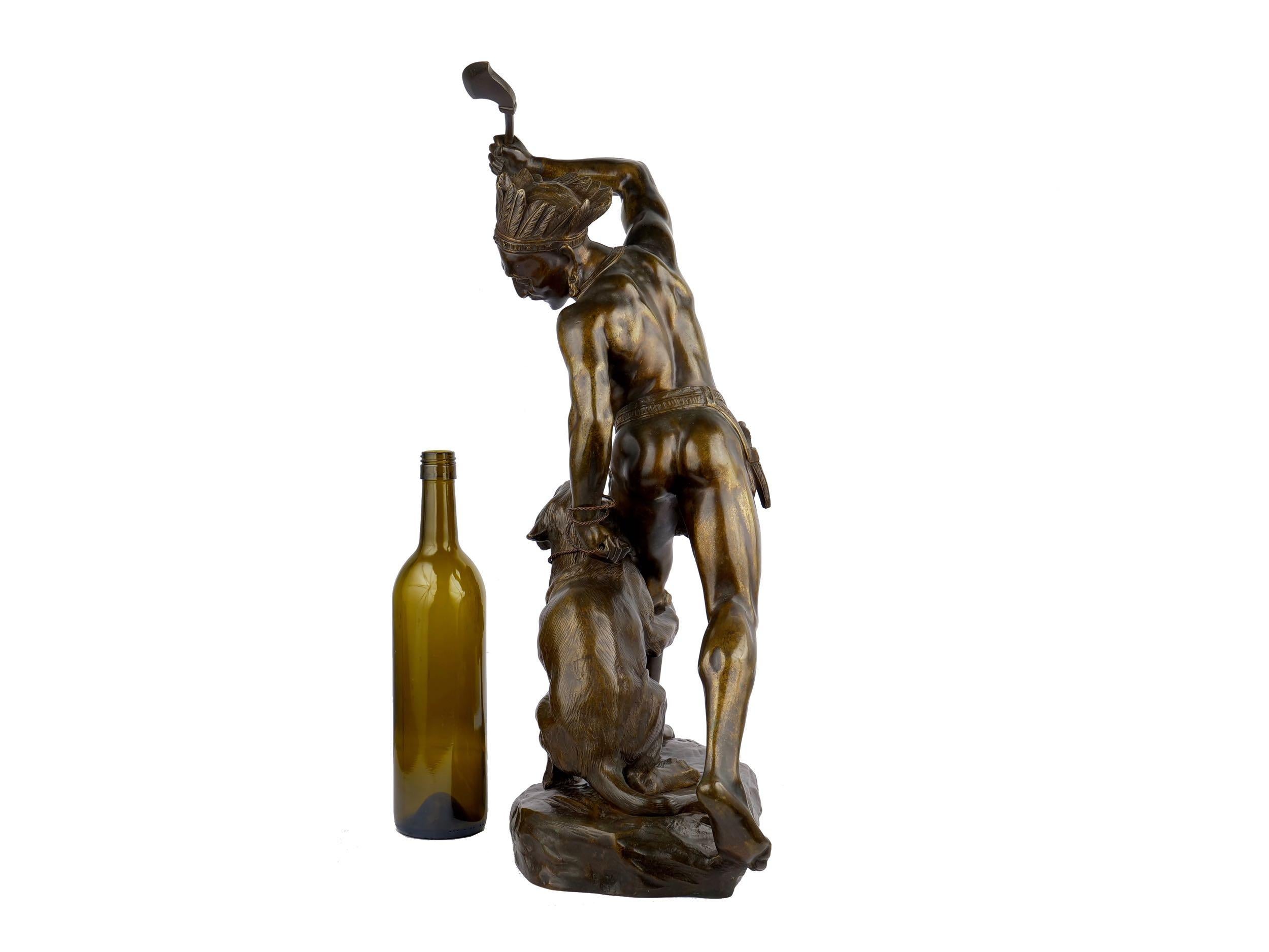 Authentique sculpture française en bronze de Thomas Cartier représentant un guerrier indien et un lynx Bon état à Shippensburg, PA