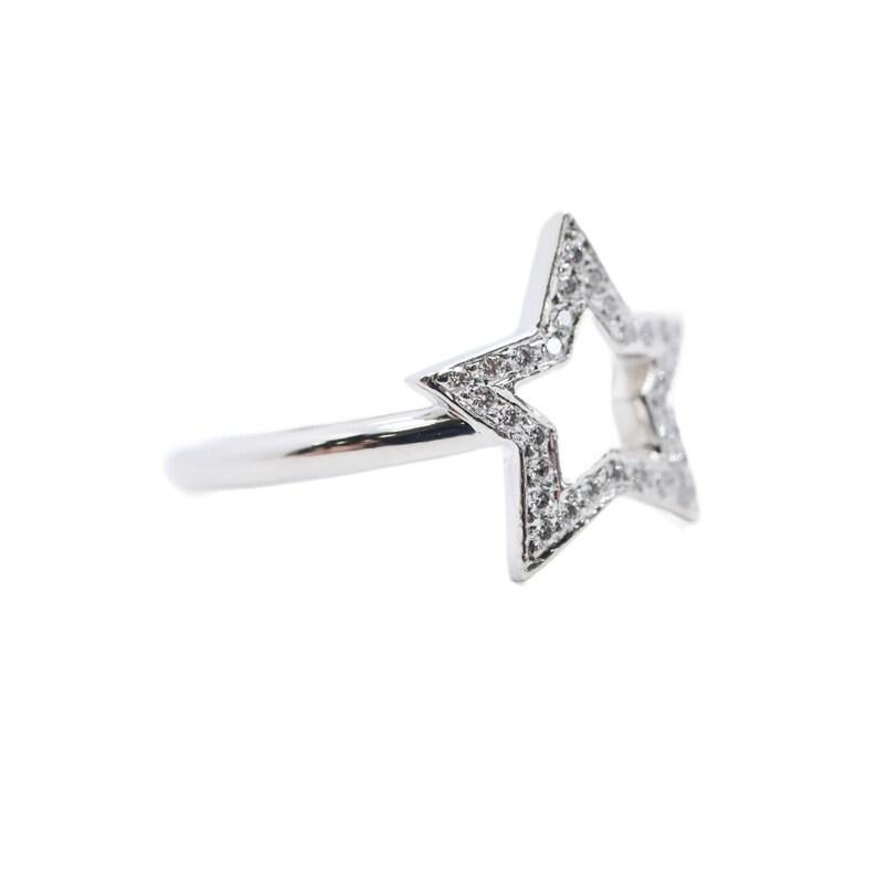 Authentischer Tiffany & Co Star-Ring aus Platin mit 0,15 Karat Diamanten im Vintage-Stil (Rundschliff) im Angebot