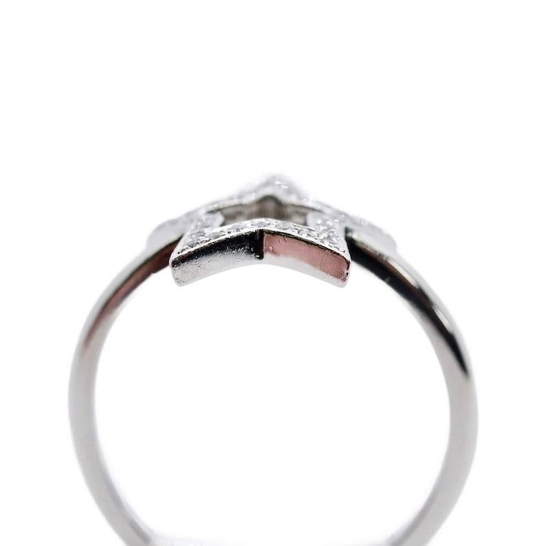 Authentic Tiffany & Co 0.15ctw Diamond Star Ring in Platinum Vintage For Sale 1